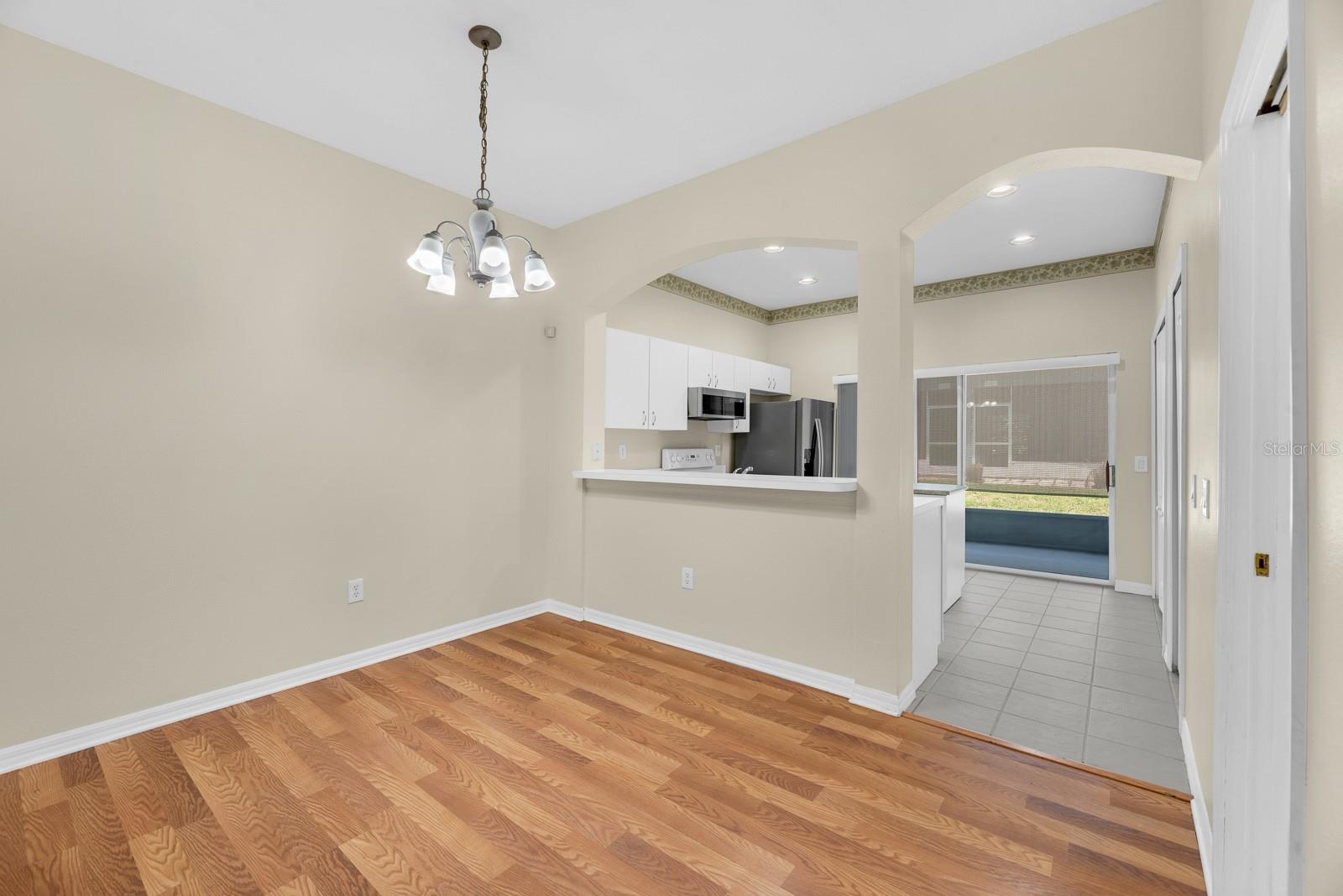 6737 LAKE ROCHESTER LN — photo 11
