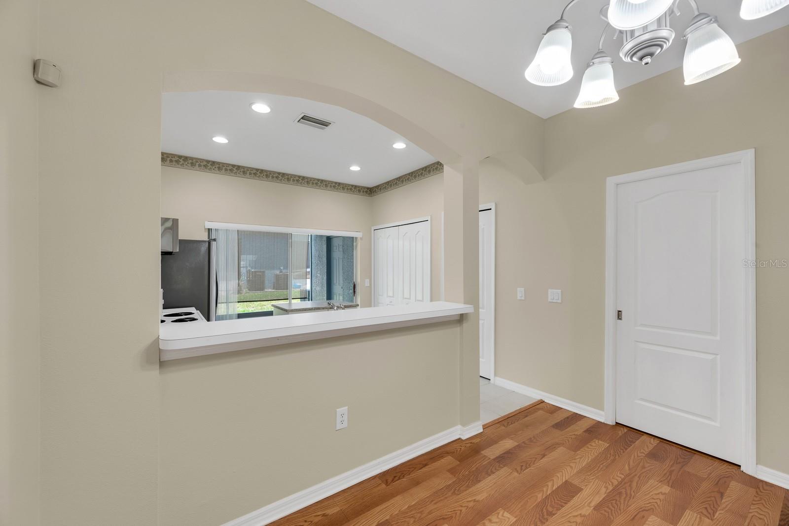 6737 LAKE ROCHESTER LN — photo 12