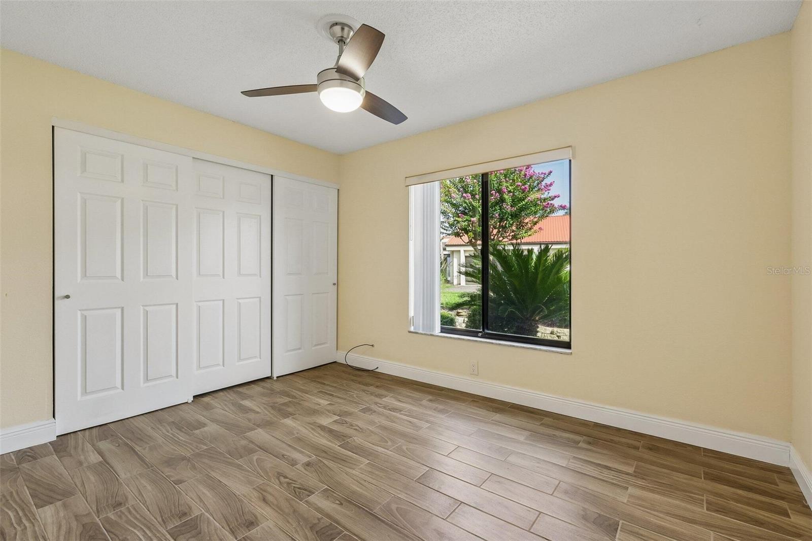 107 SEVILLE CT N — photo 22