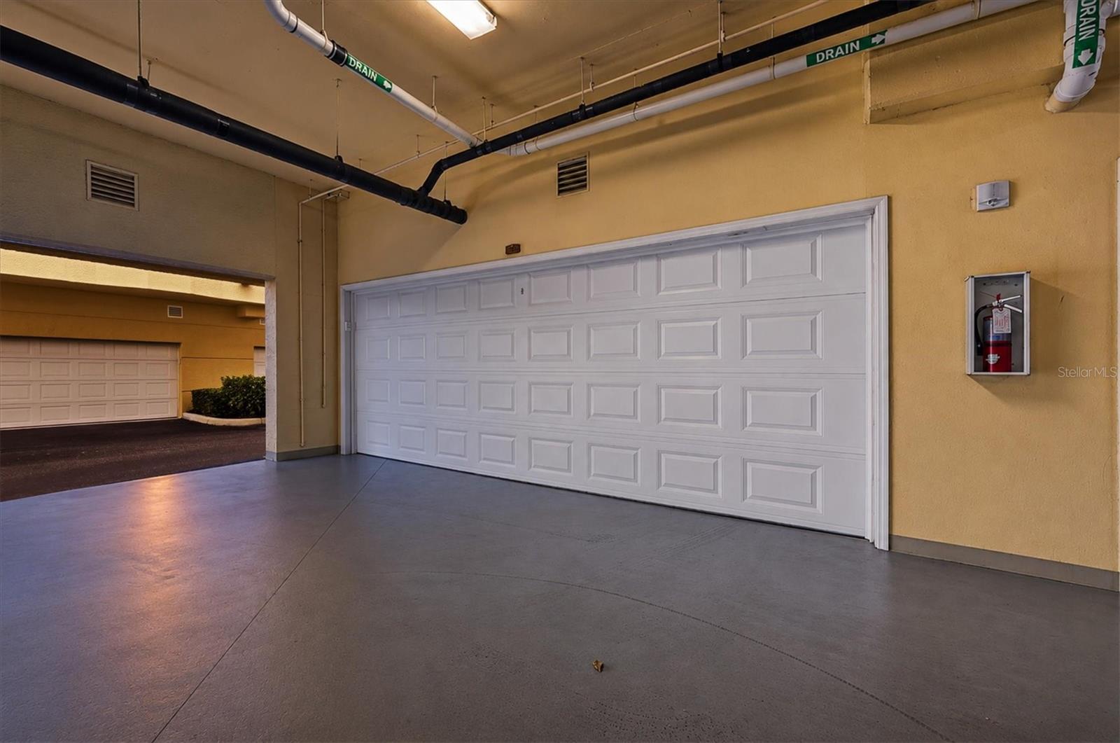 6474 WATERCREST WAY #403 — photo 31