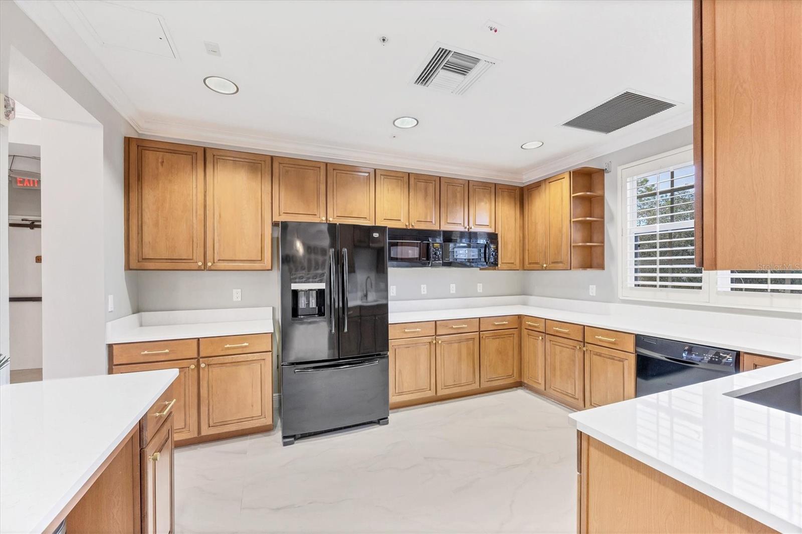 6474 WATERCREST WAY #403 — photo 42