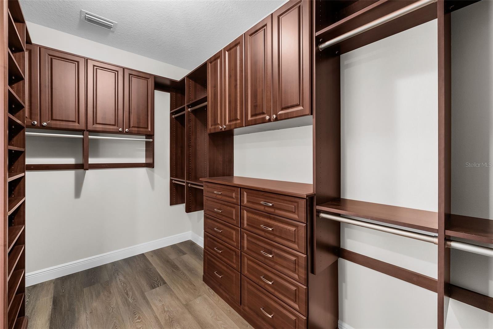 2915 W BAY VIEW AVE — photo 31