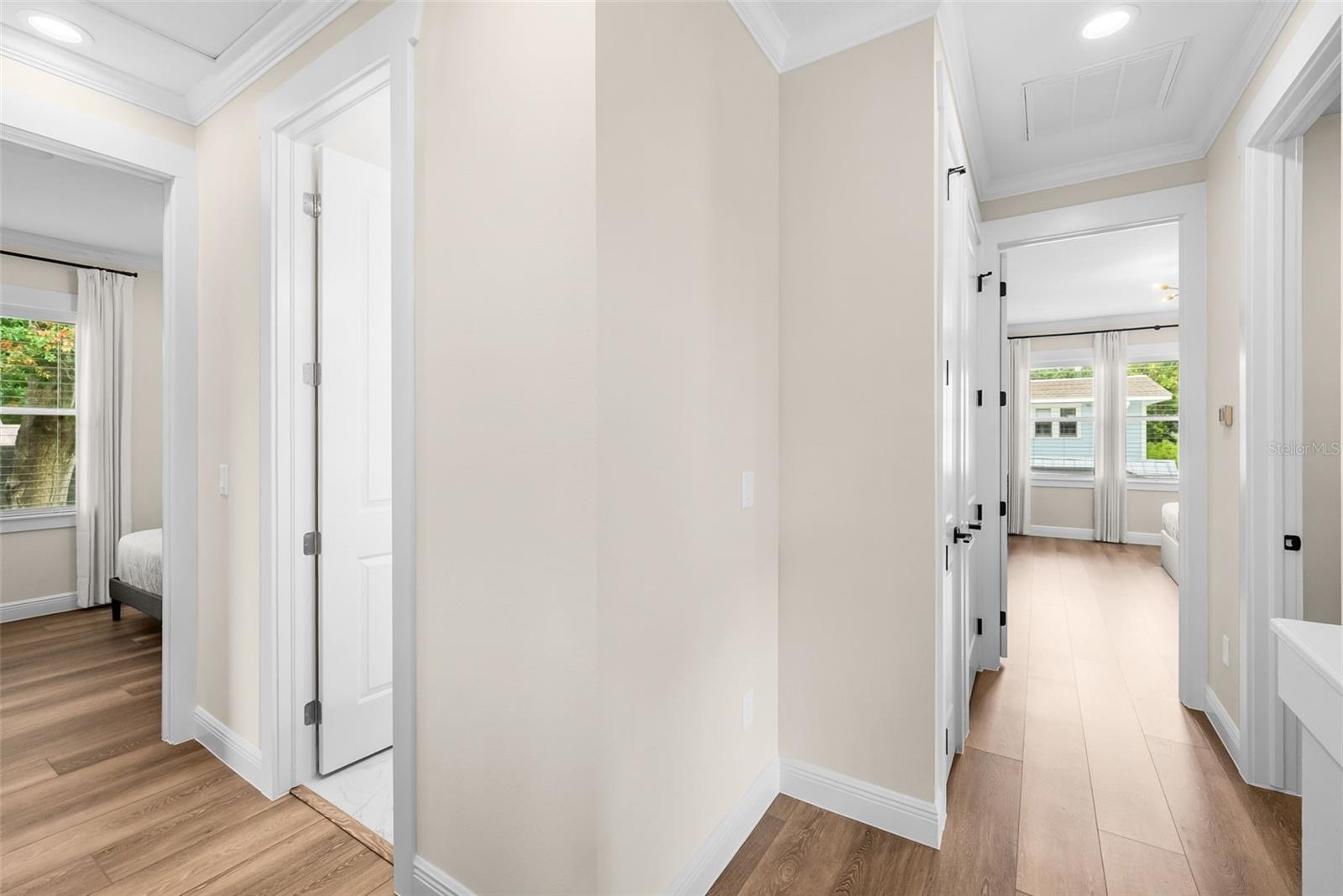 2915 W BAY VIEW AVE — photo 22