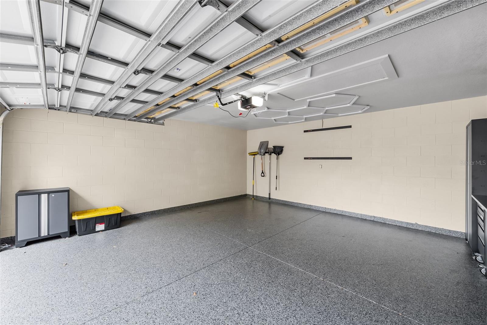 2915 W BAY VIEW AVE — photo 40