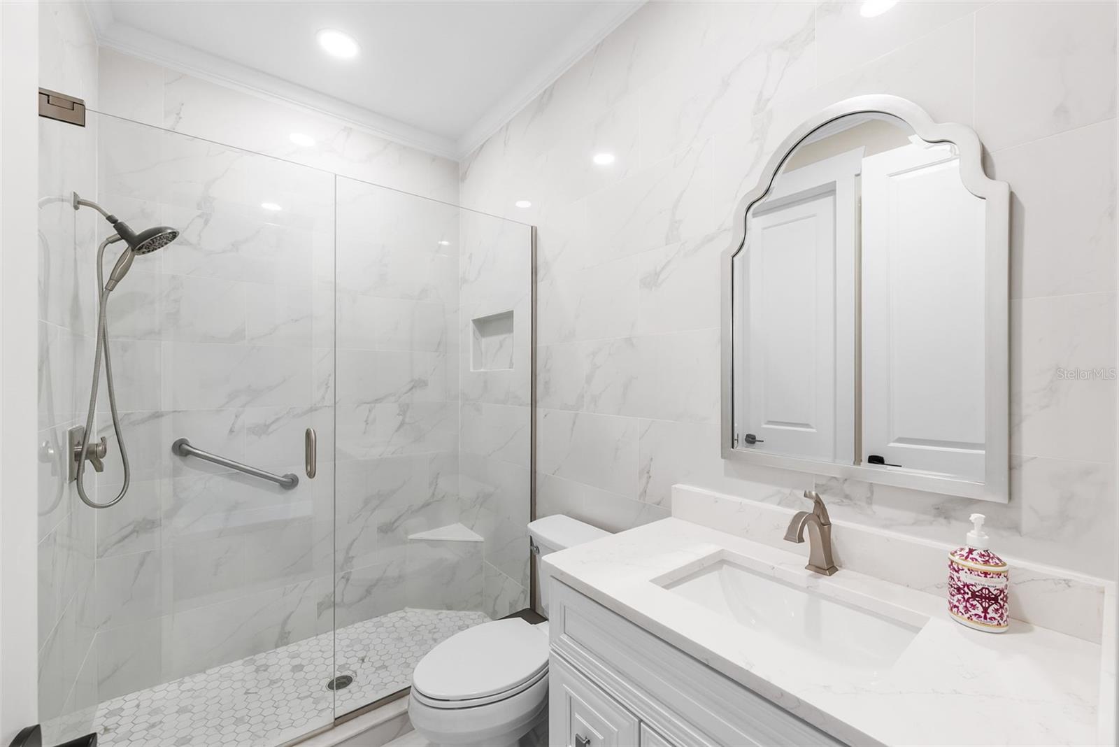 2915 W BAY VIEW AVE — photo 12