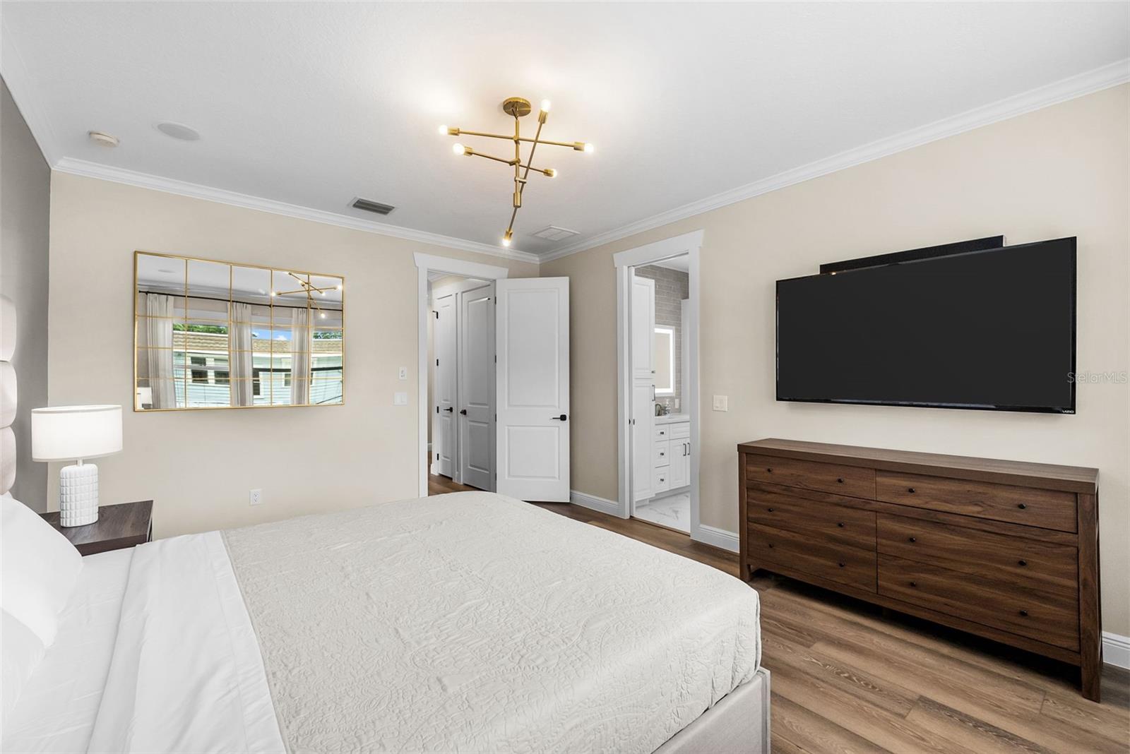 2915 W BAY VIEW AVE — photo 26