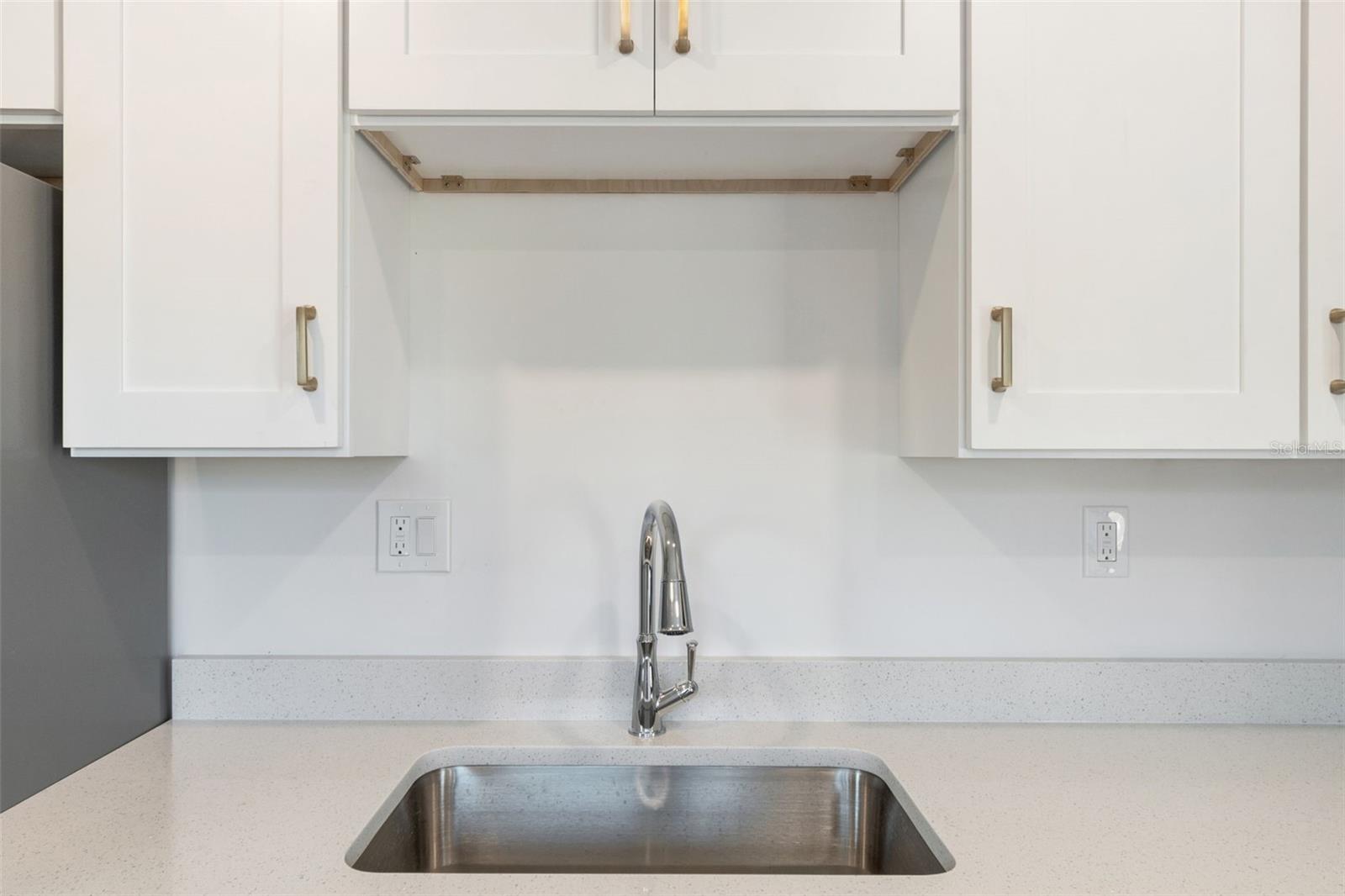 14919 N BAYSHORE DR #1 — photo 16