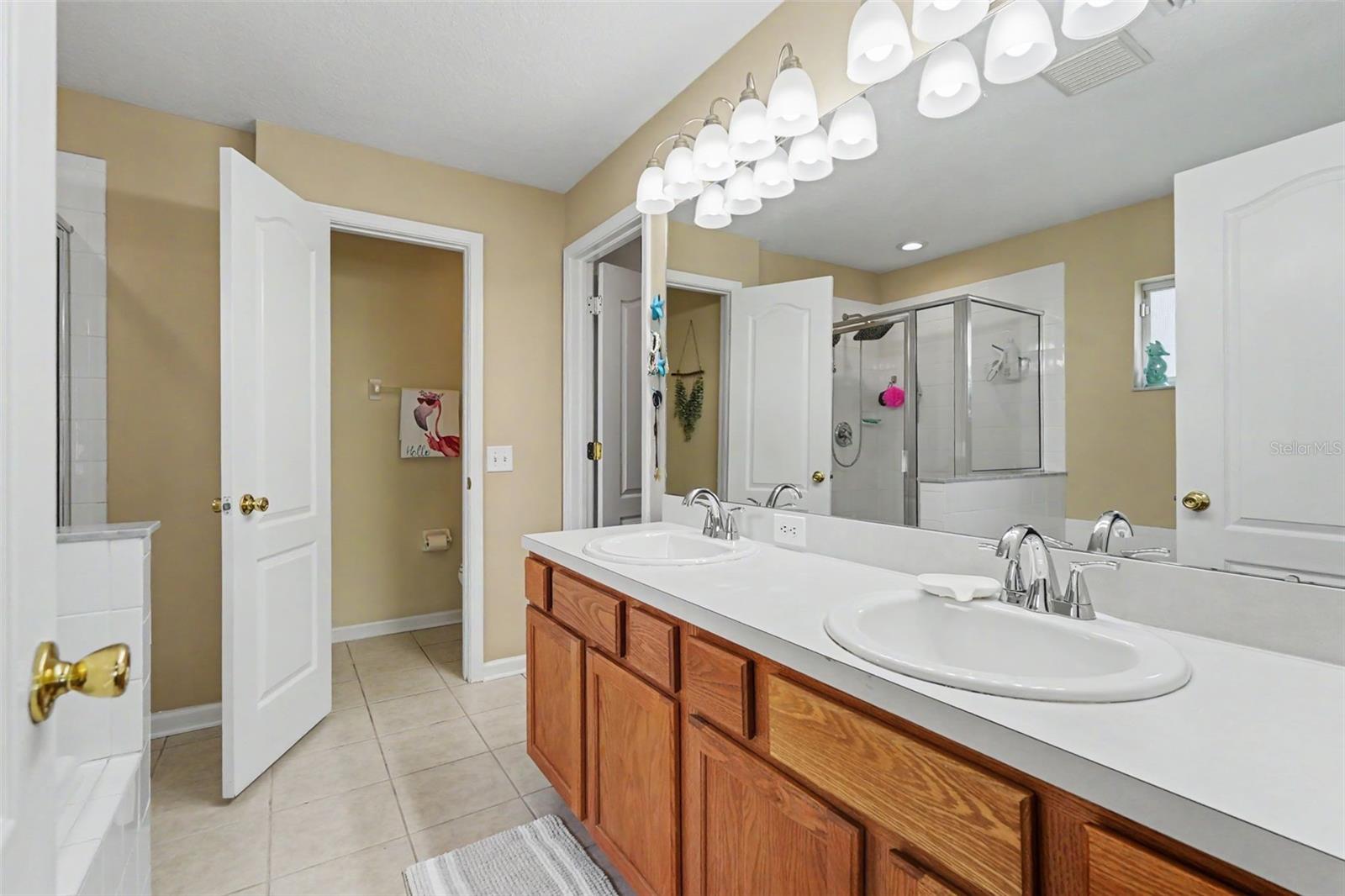 11531 MISTY ISLE LN — photo 16