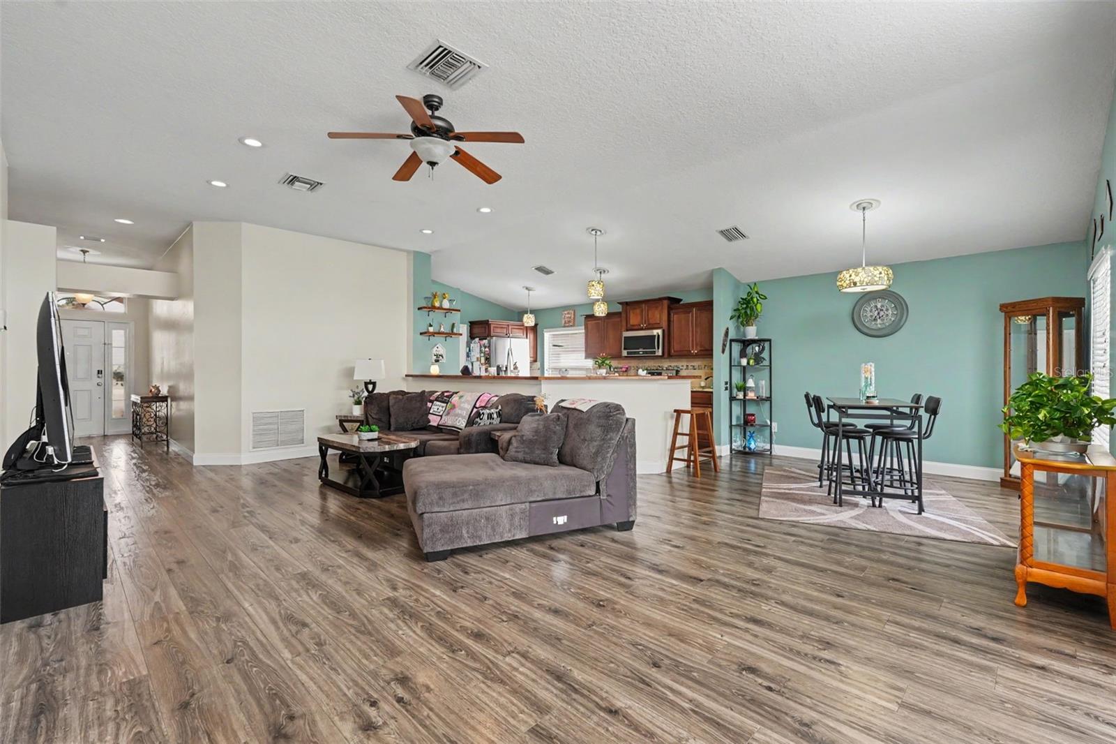 11531 MISTY ISLE LN — photo 10