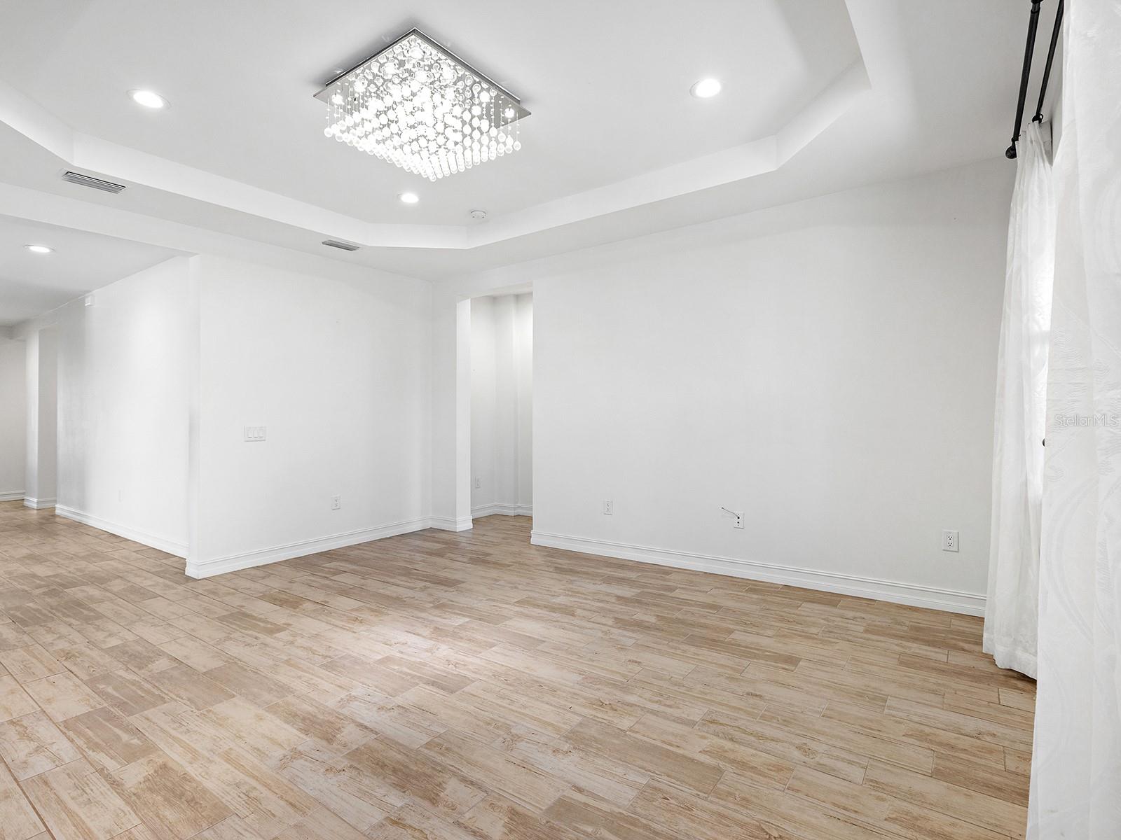 4401 CONCHFISH LN — photo 4