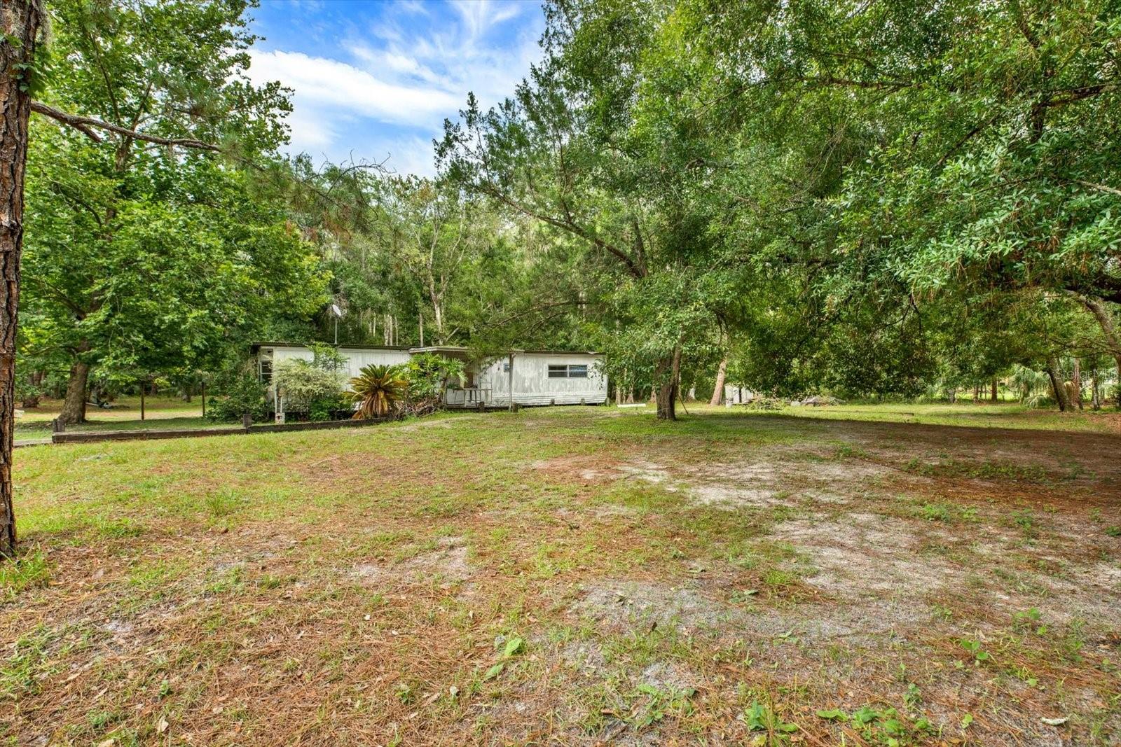 6947 ANGUS VALLEY DR — photo 8
