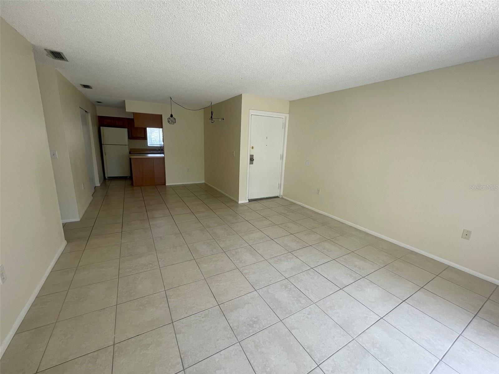 2745 HIDDEN LAKE BLVD #D — photo 10
