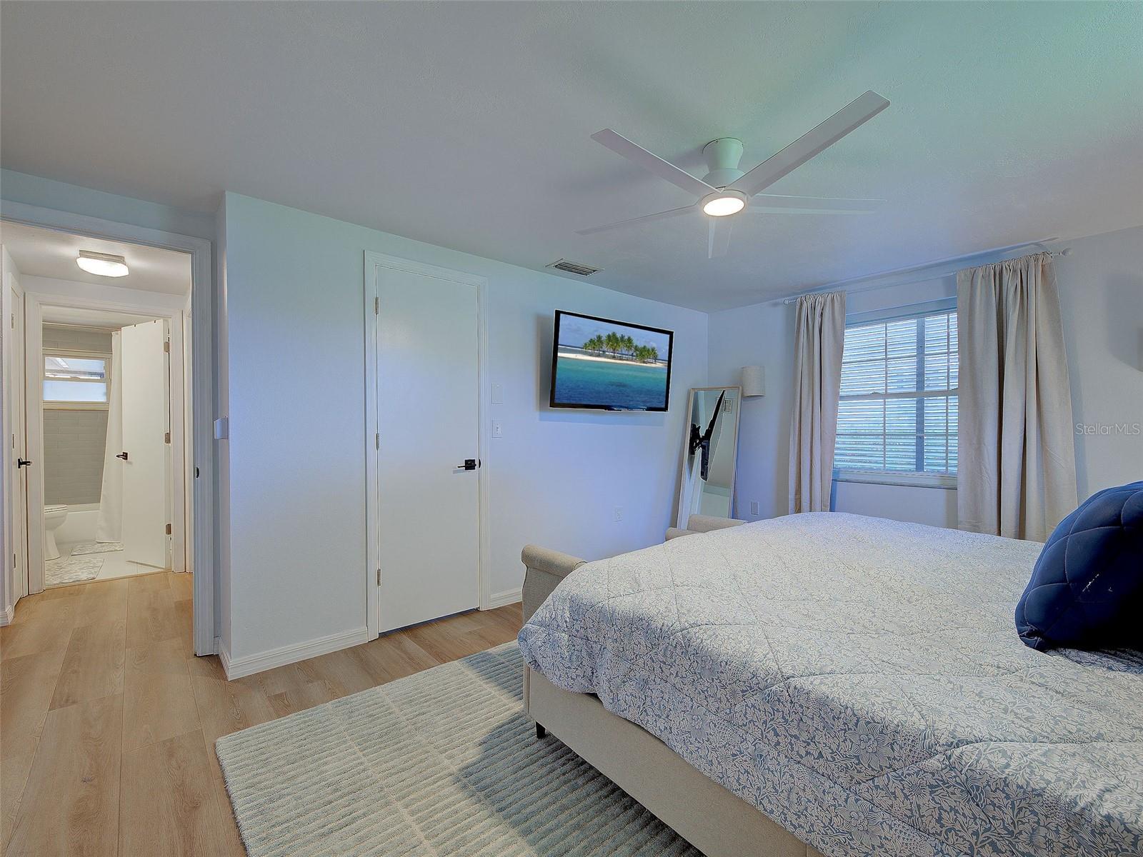 1439 STRADA D ORO — photo 44