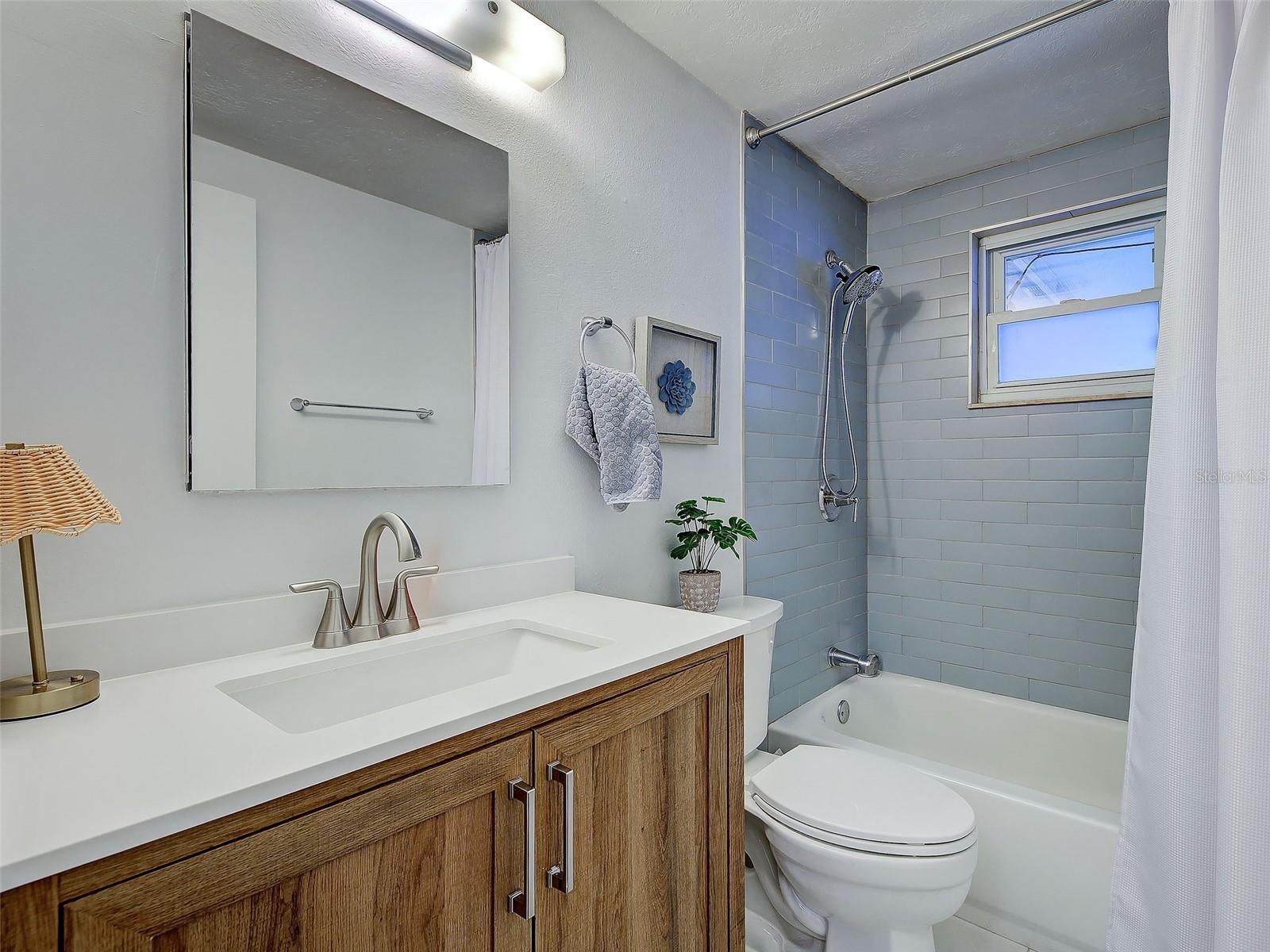 1439 STRADA D ORO — photo 38