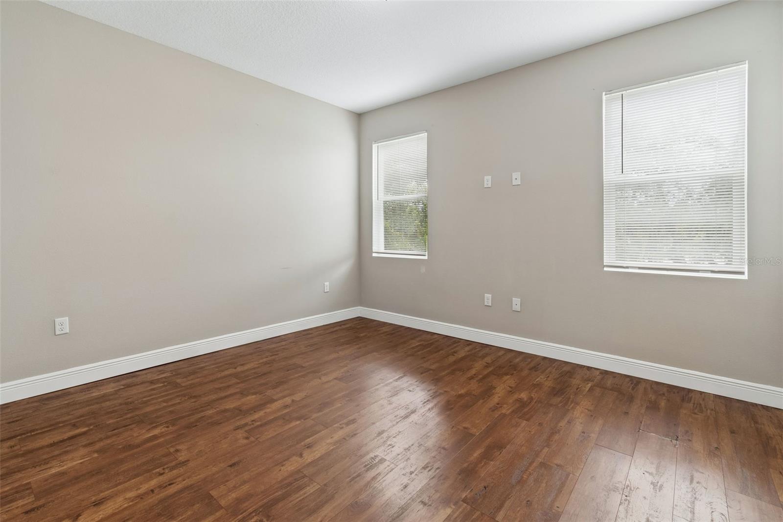8528 PATSY ST — photo 26