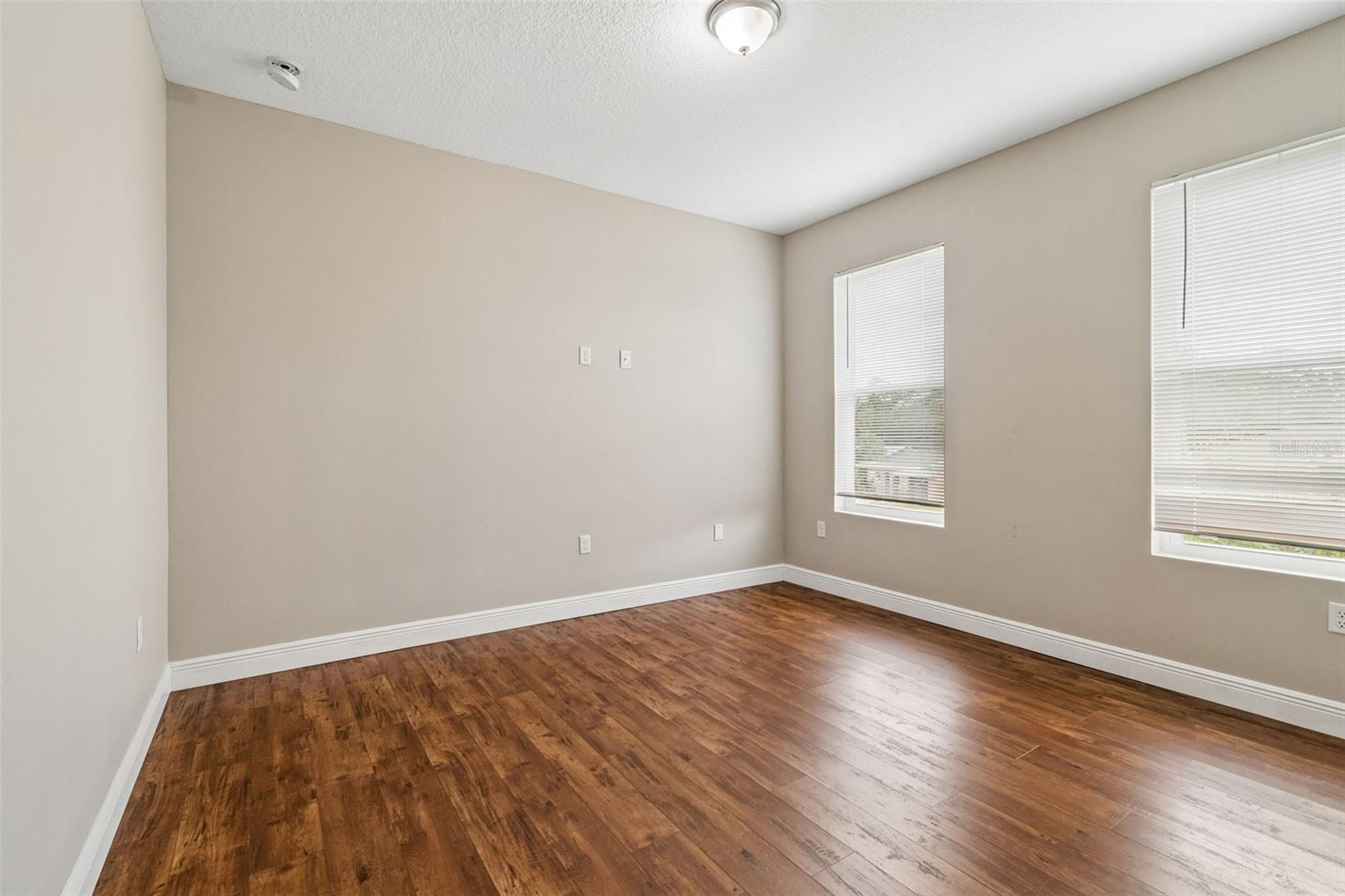 8528 PATSY ST — photo 31