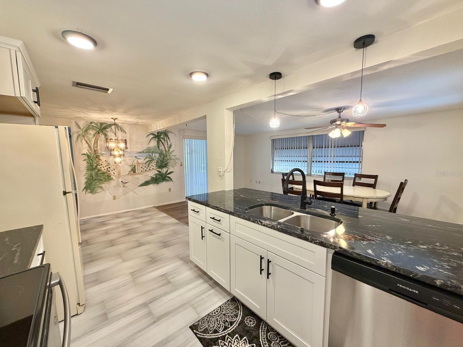 7434 NEVA LN — photo 6