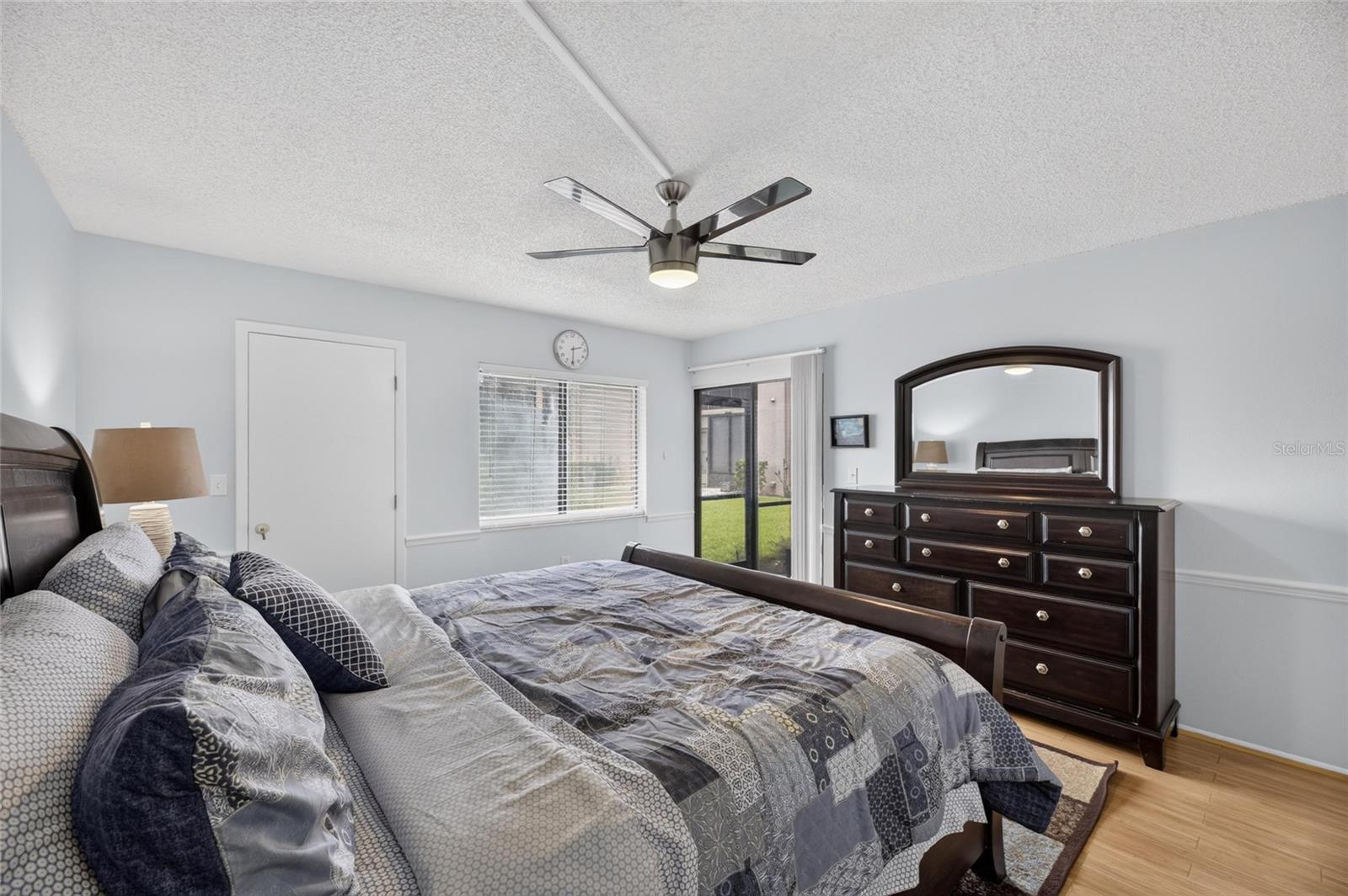 115 LAKEVIEW PL #15 — photo 36