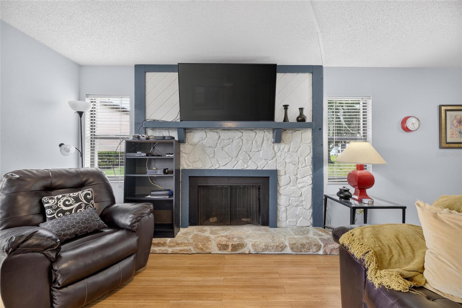 115 LAKEVIEW PL #15 — photo 32