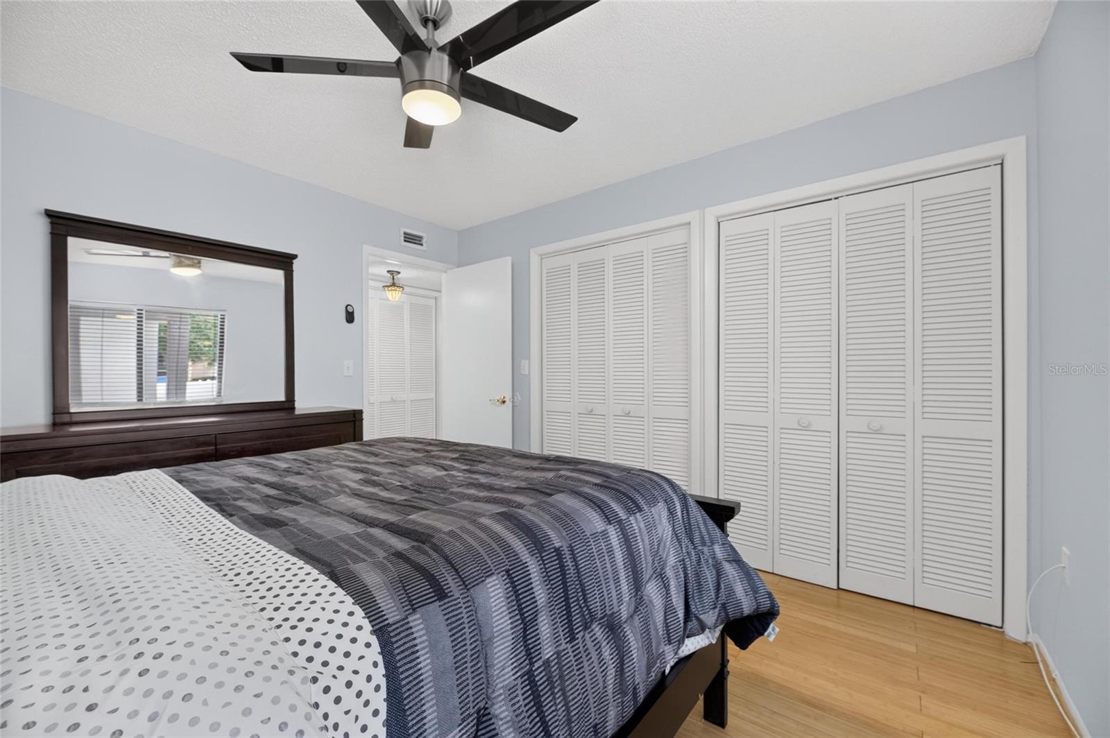 115 LAKEVIEW PL #15 — photo 44