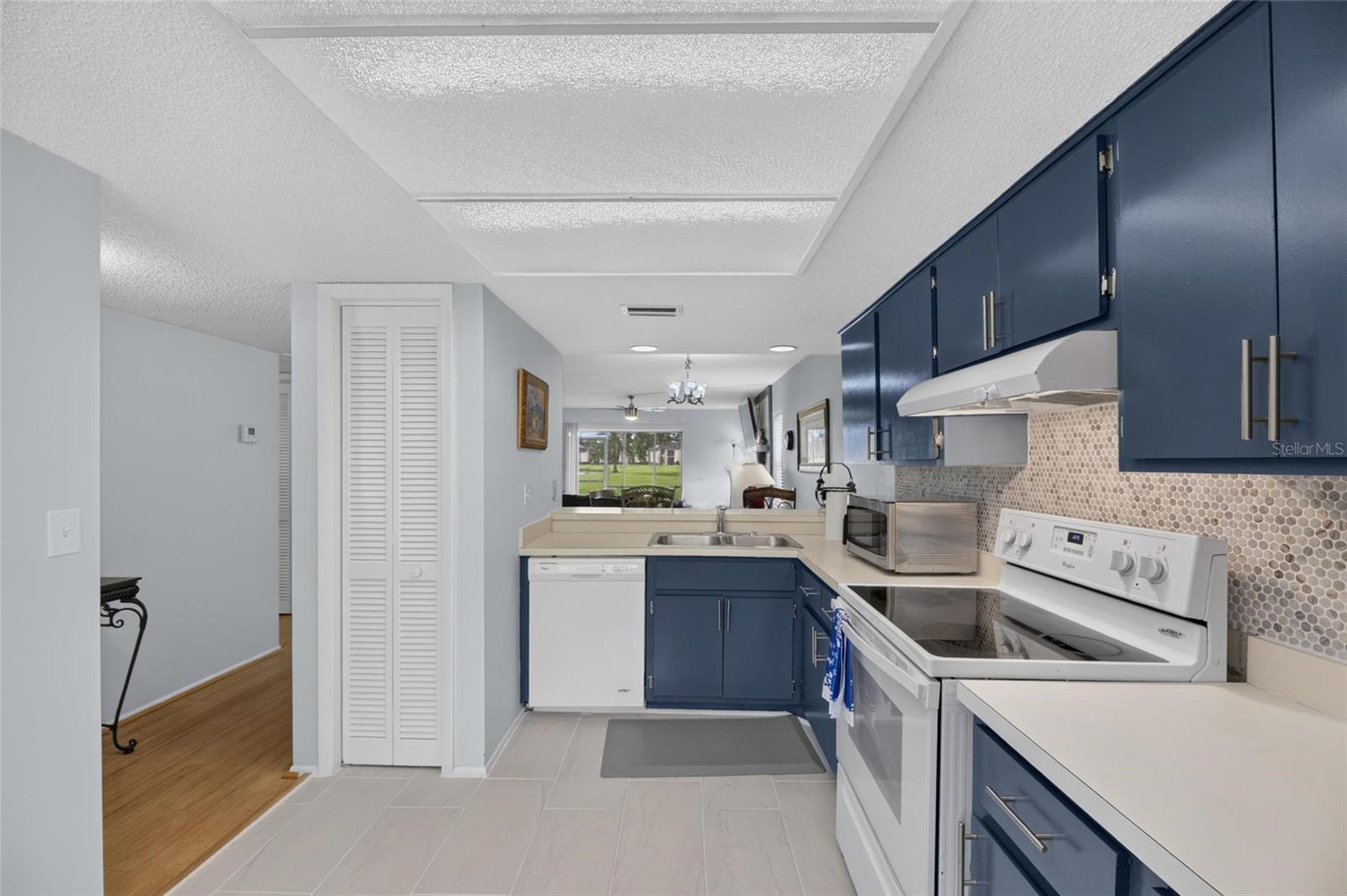 115 LAKEVIEW PL #15 — photo 19