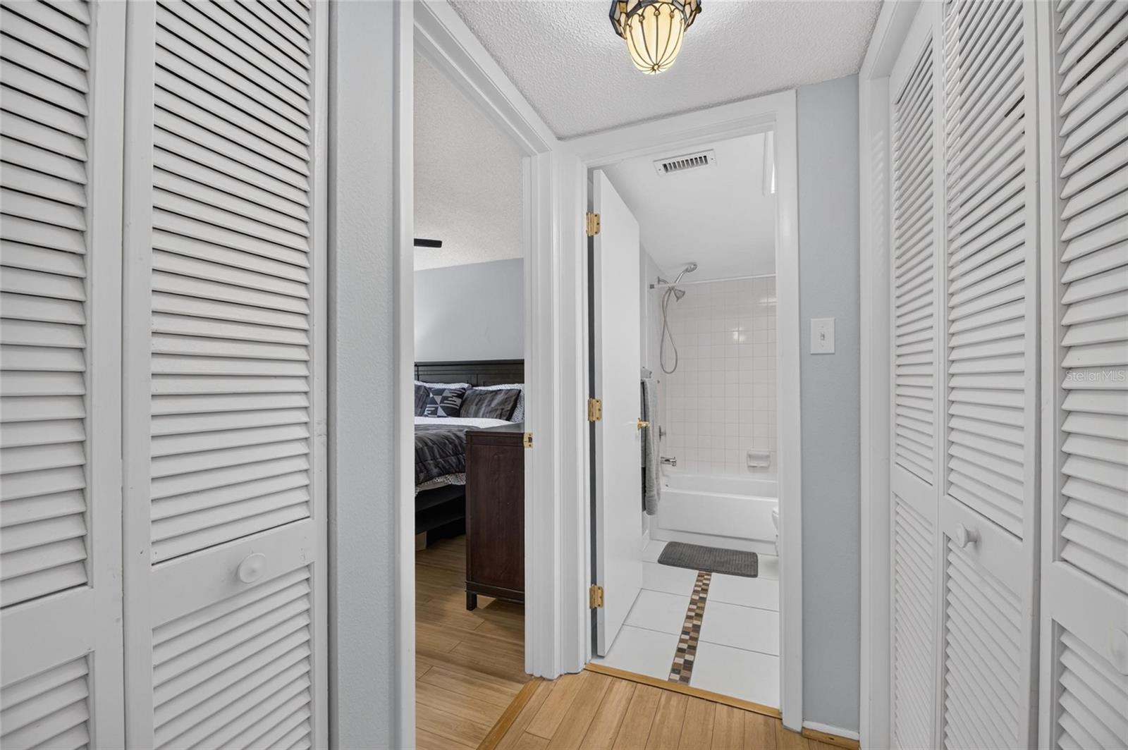 115 LAKEVIEW PL #15 — photo 40