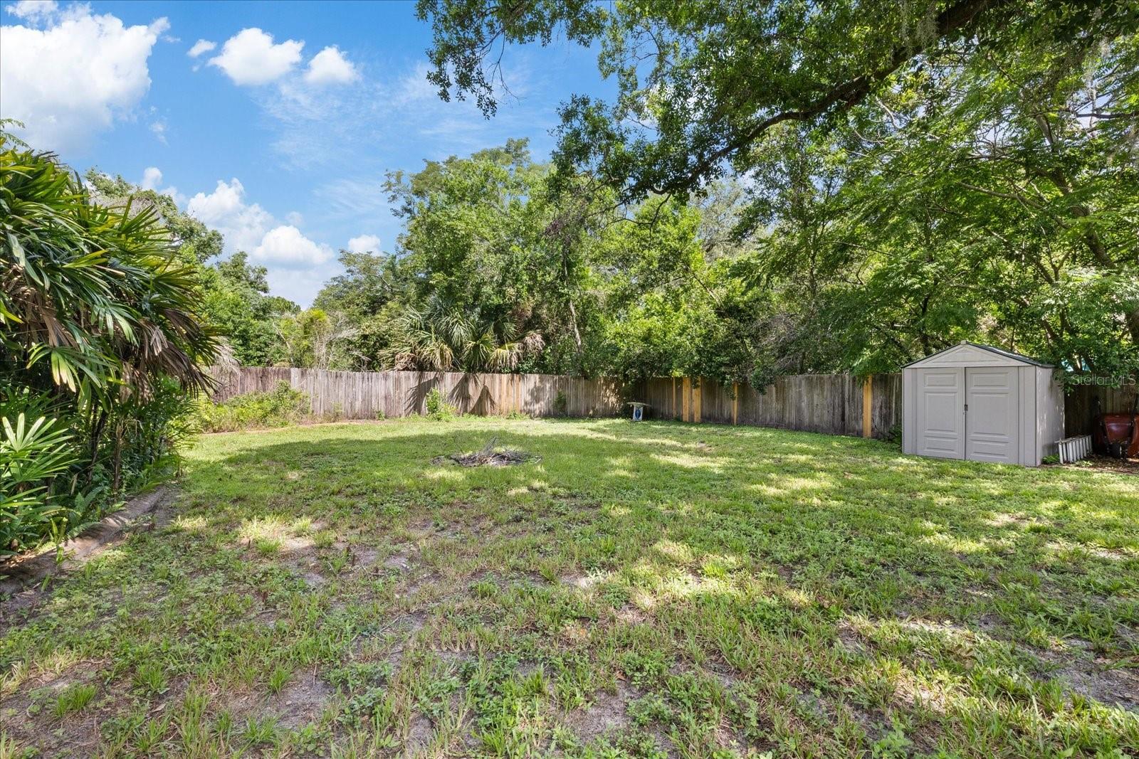 12510 NOREAST LAKE DR — photo 38