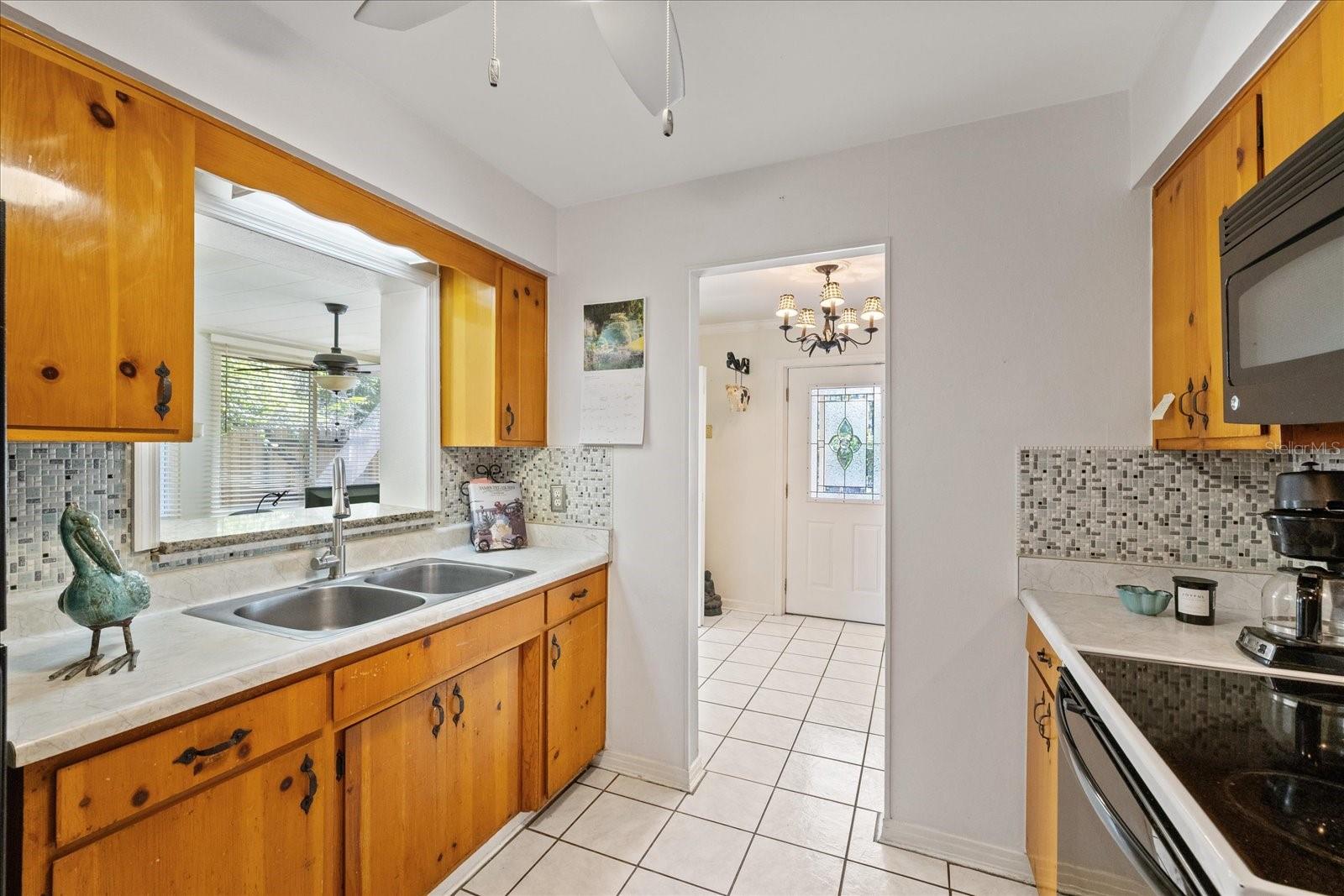 12510 NOREAST LAKE DR — photo 20