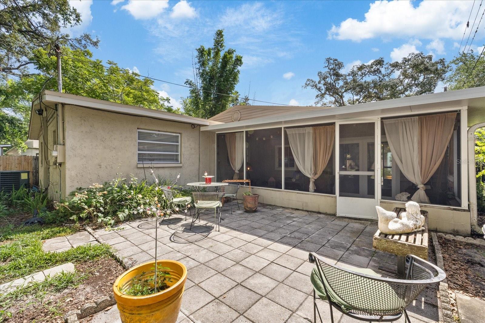 12510 NOREAST LAKE DR — photo 33