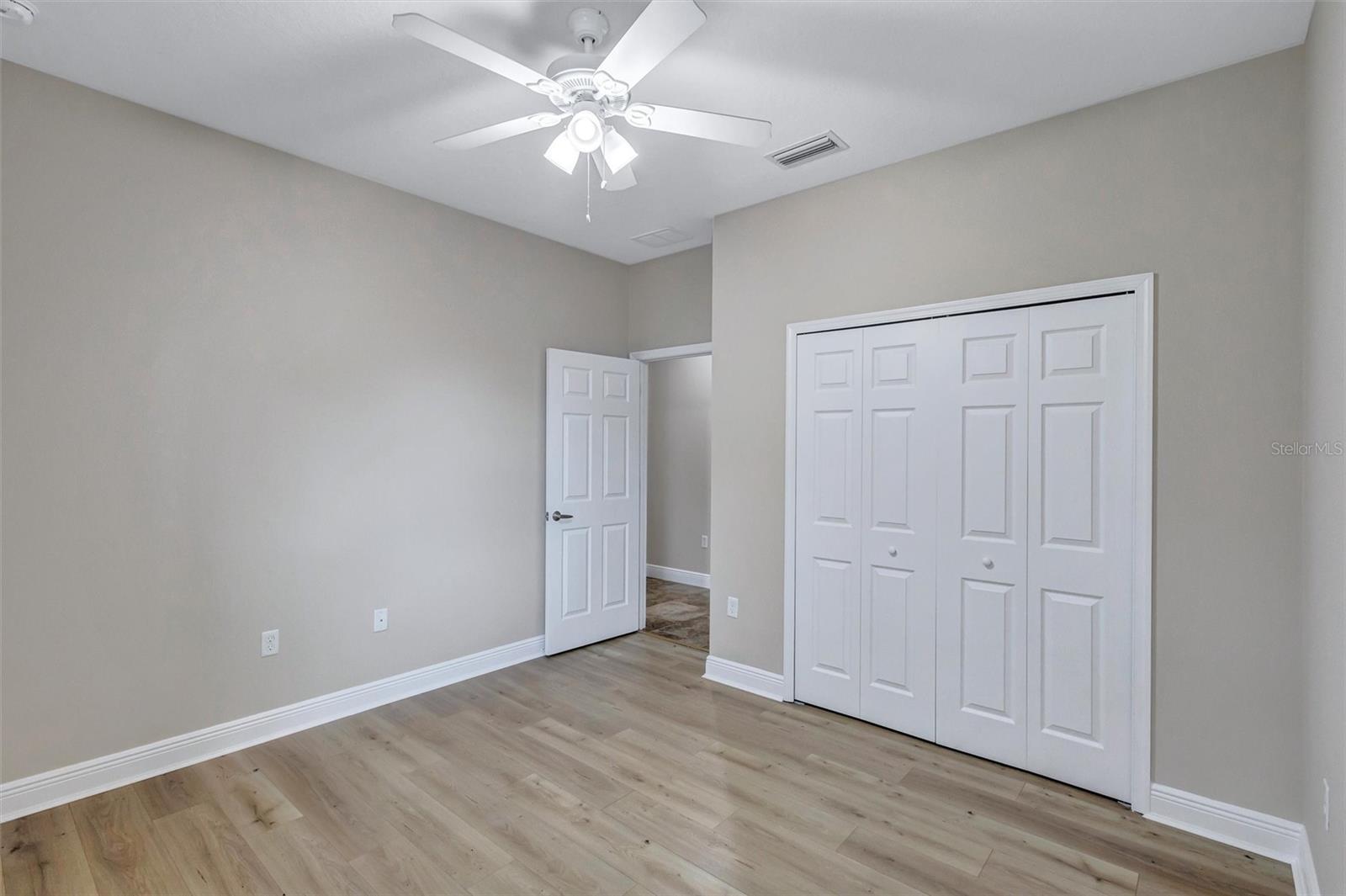 1436 HICKORY VIEW CIR — photo 34