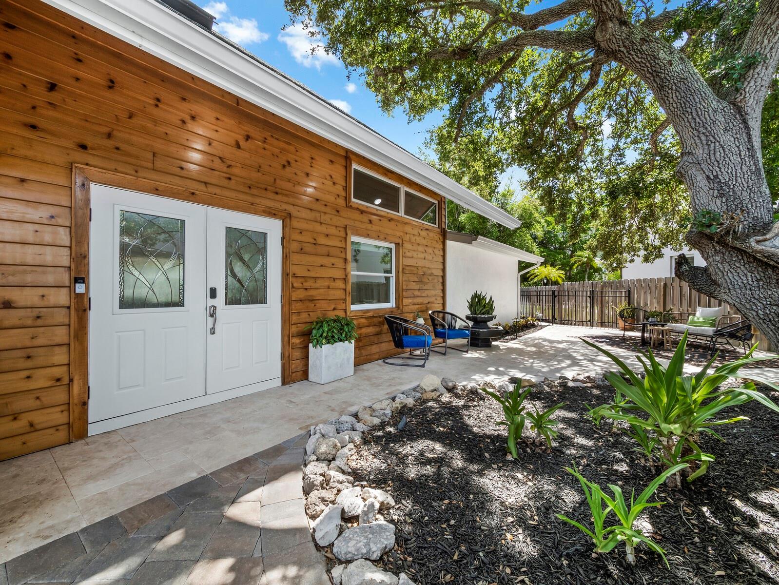 430 ISLAND CIR — photo 6