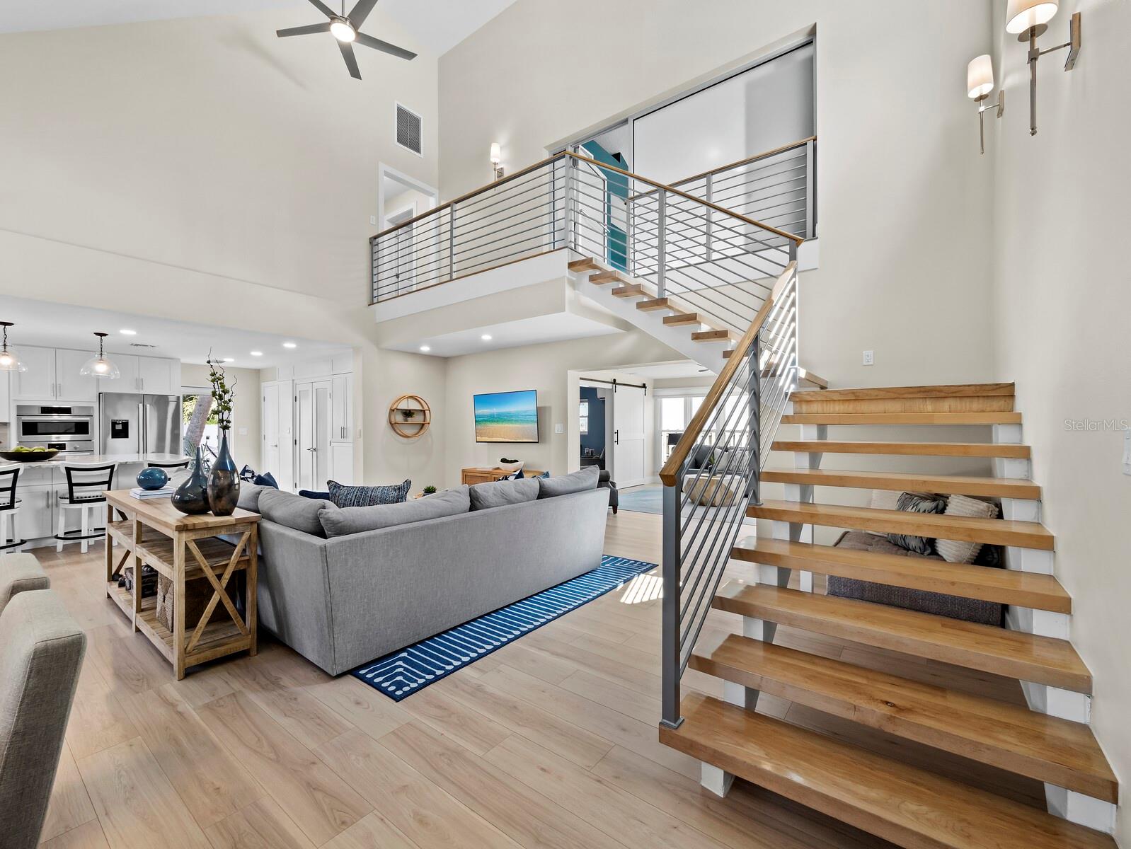 430 ISLAND CIR — photo 16