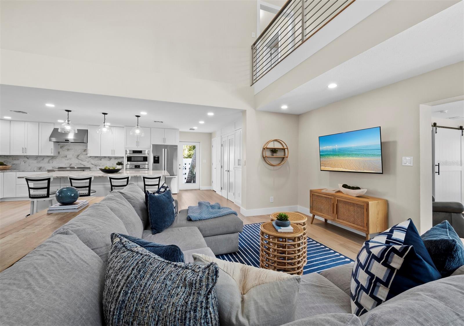 430 ISLAND CIR — photo 14
