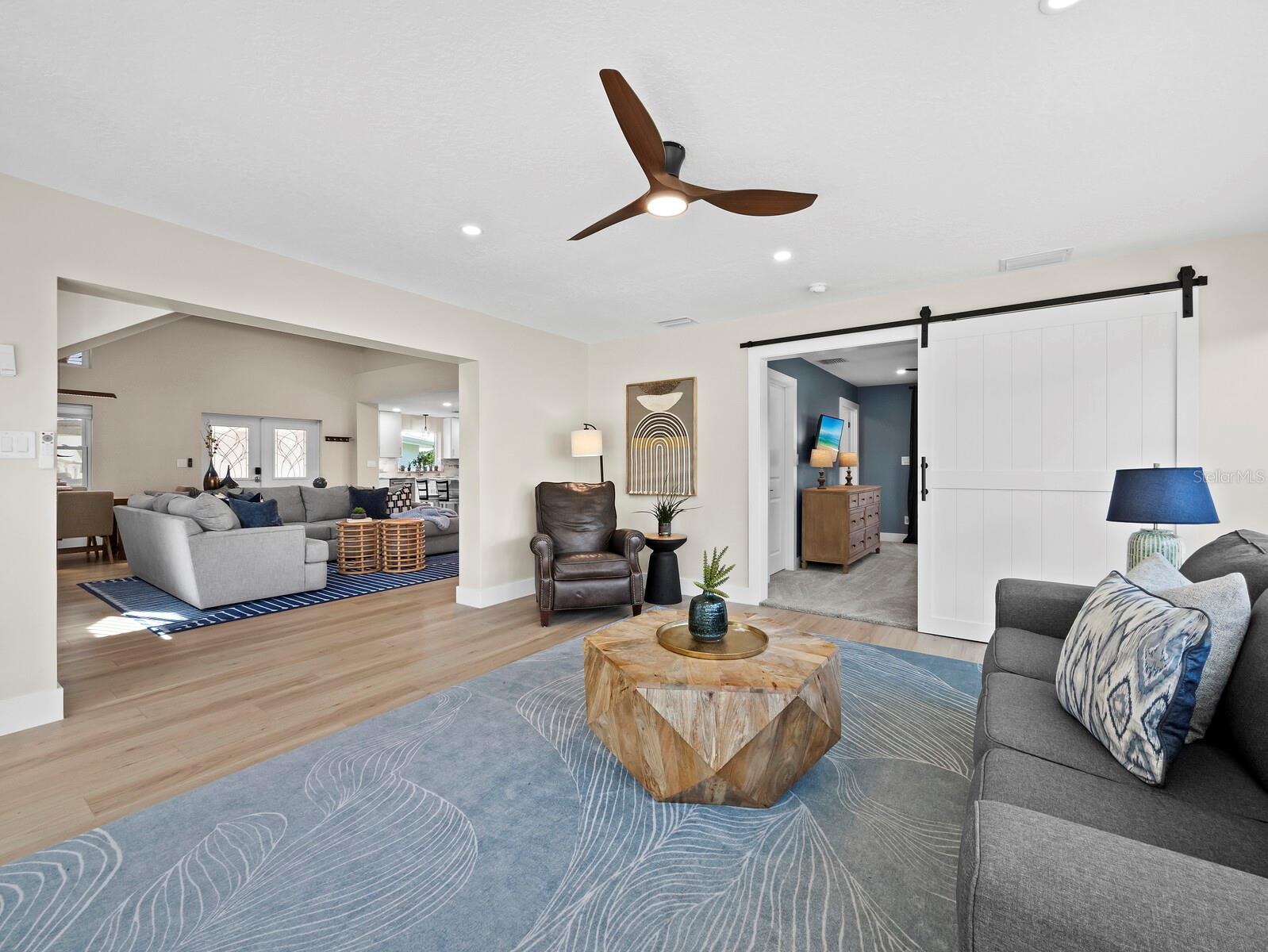 430 ISLAND CIR — photo 15