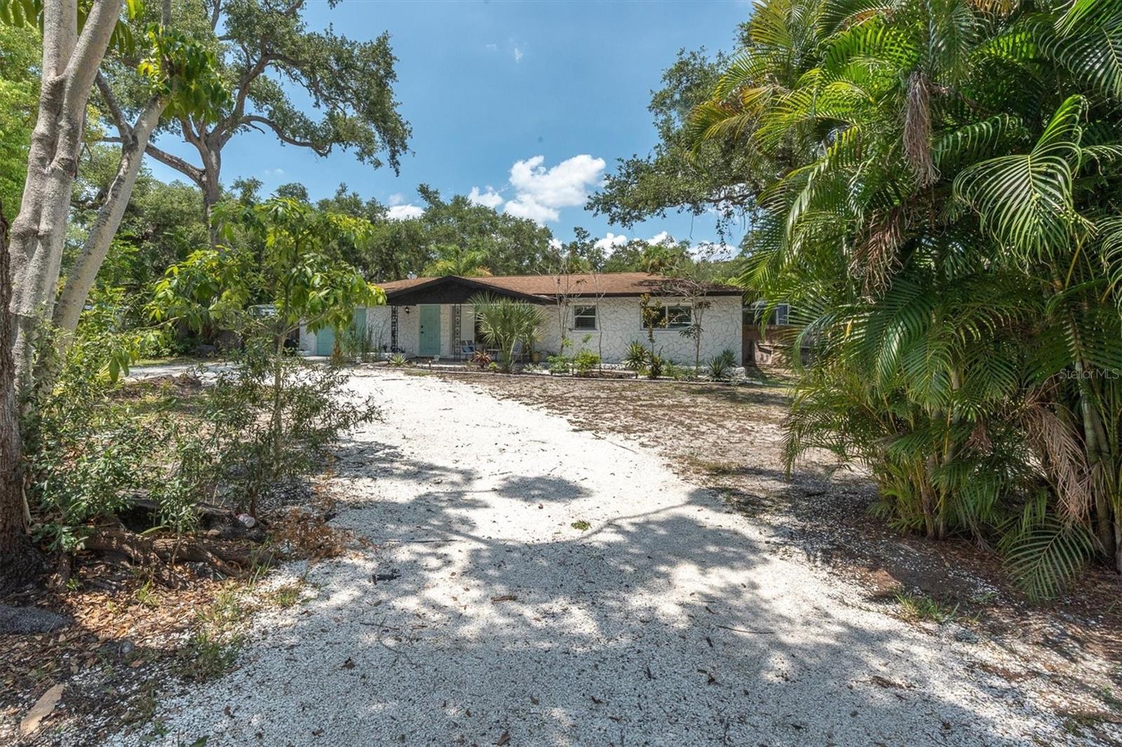 4986 WOODLAND DR — photo 33
