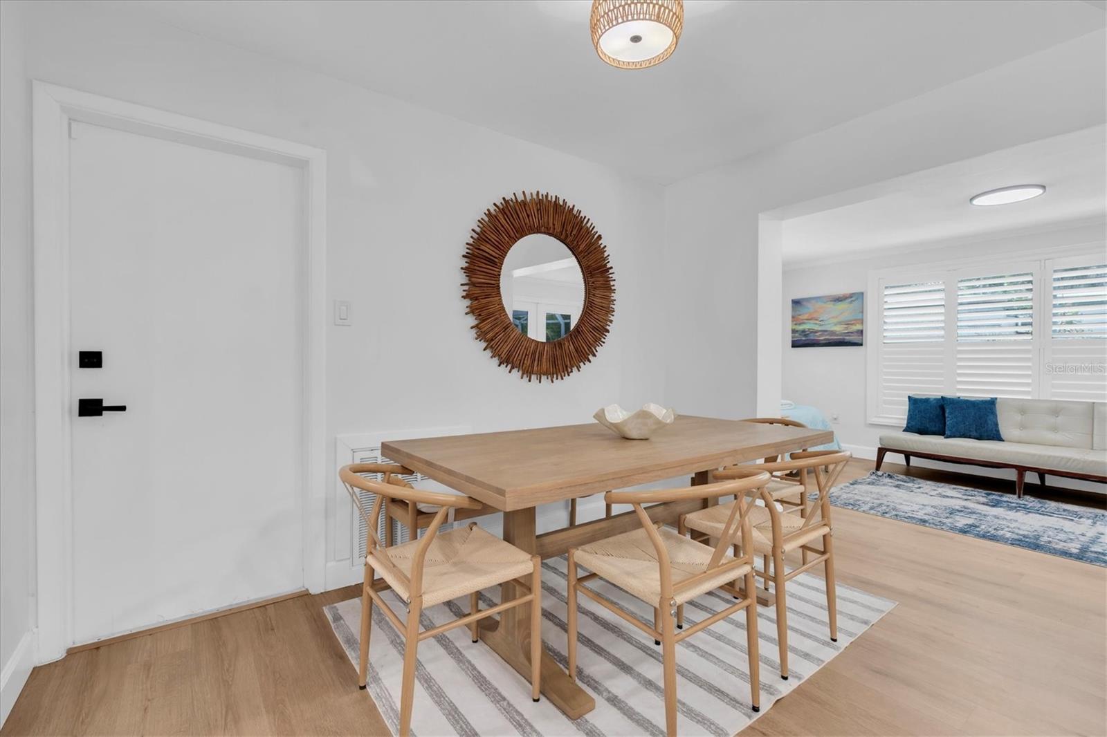 4986 WOODLAND DR — photo 16