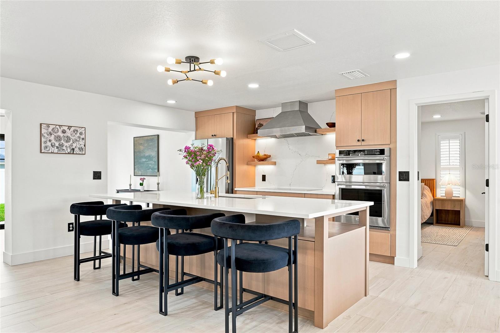 6241 TANGLEWOOD DR NE — photo 2