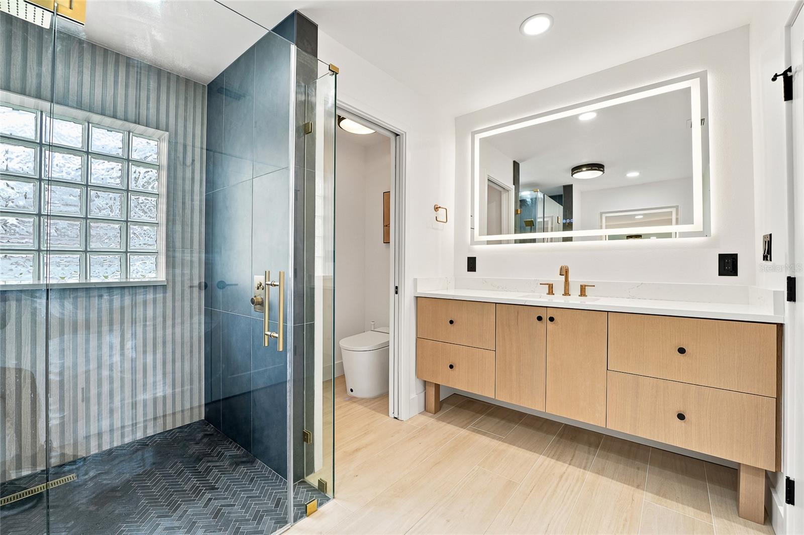6241 TANGLEWOOD DR NE — photo 11