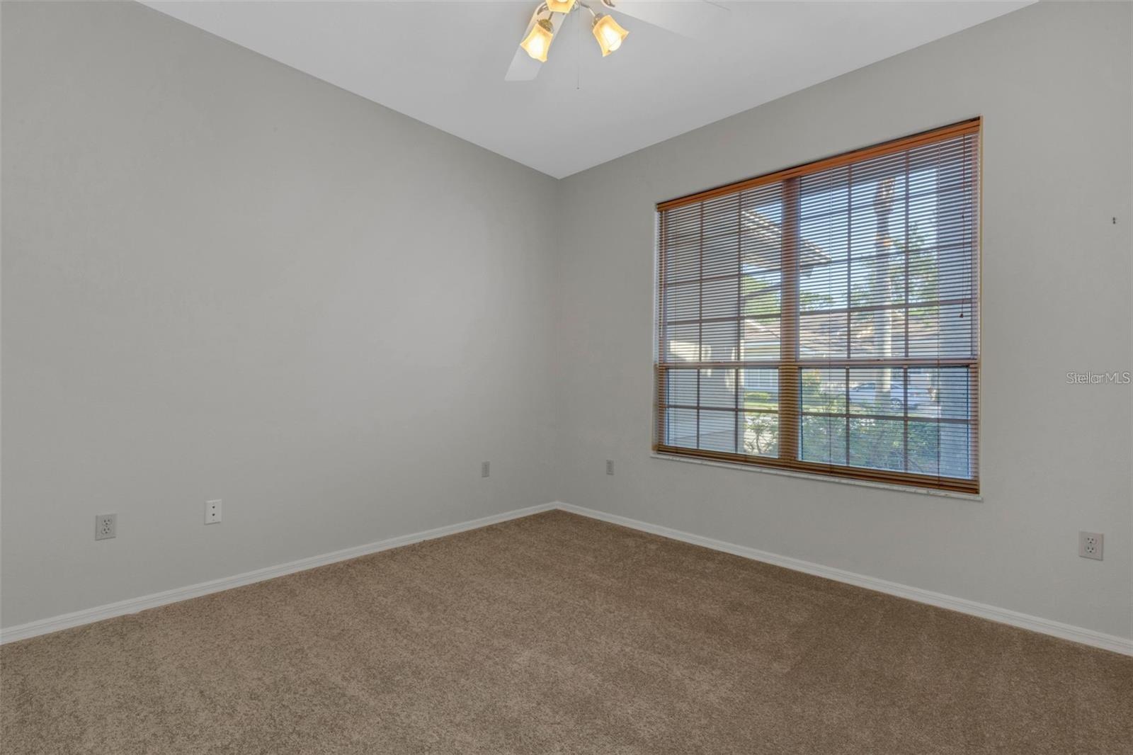 4044 PENSHURST PARK — photo 38