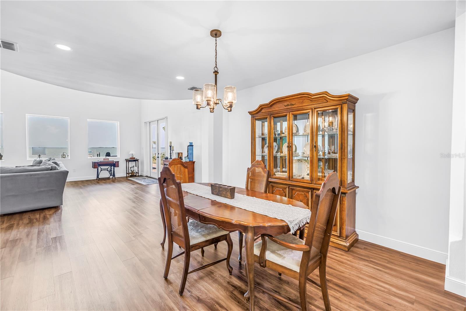 2280 PINELLAS POINT DR S — photo 16