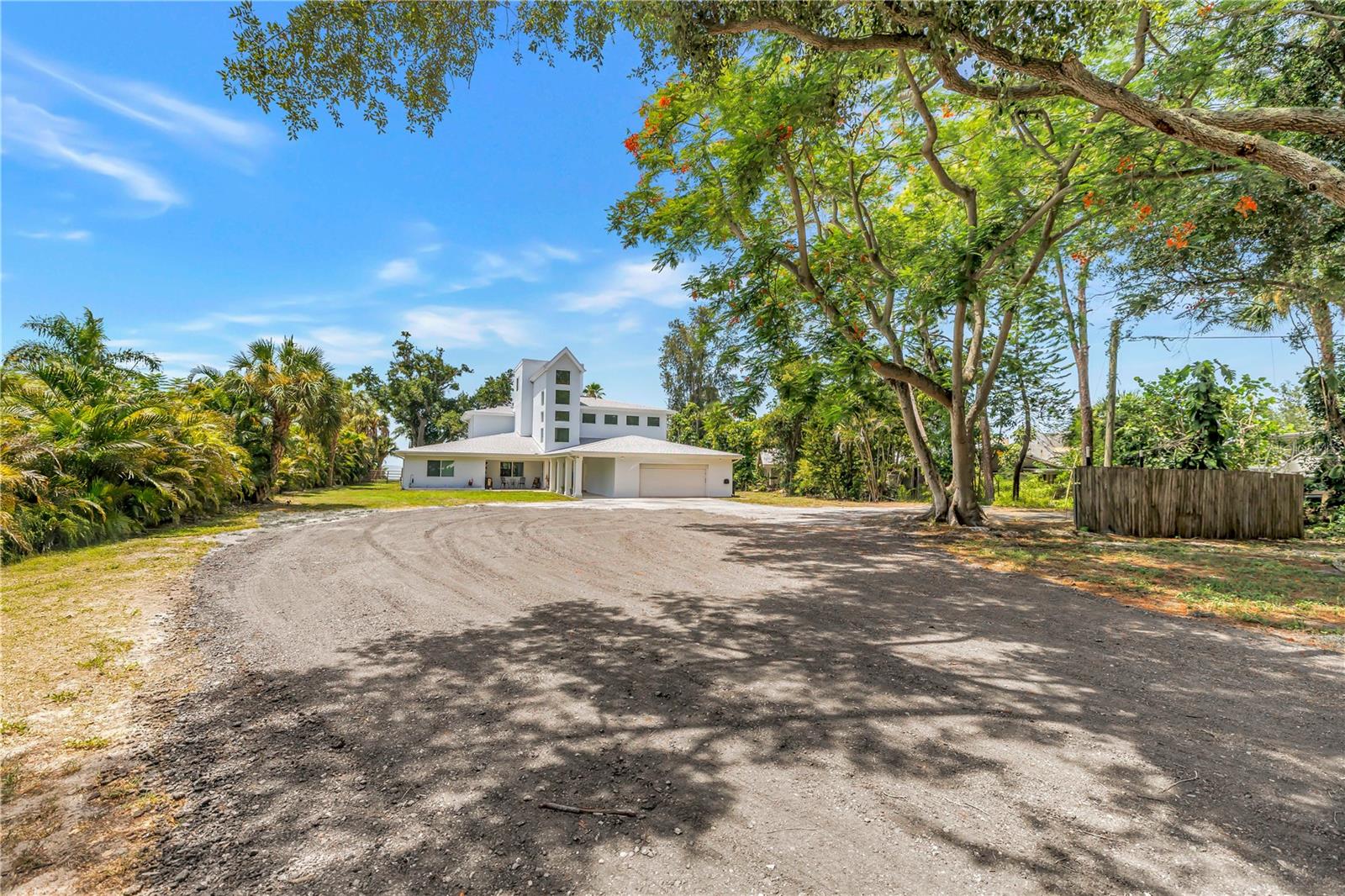 2280 PINELLAS POINT DR S — photo 2