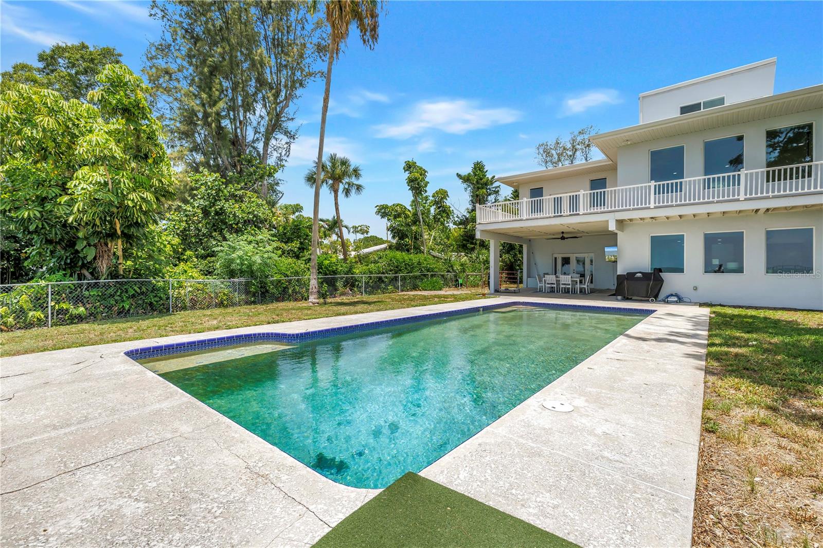 2280 PINELLAS POINT DR S — photo 80