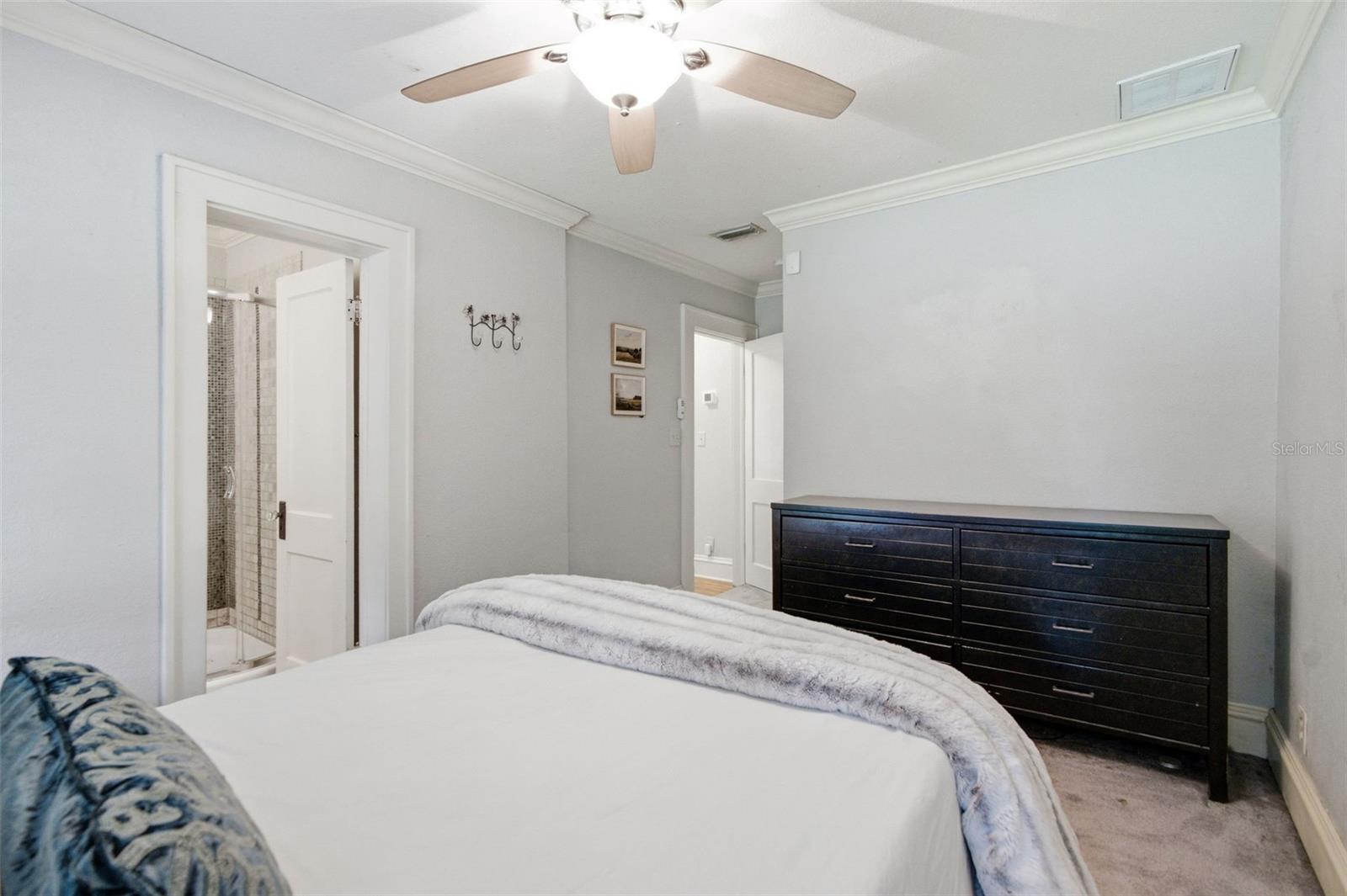 106 W COMANCHE AVE — photo 25