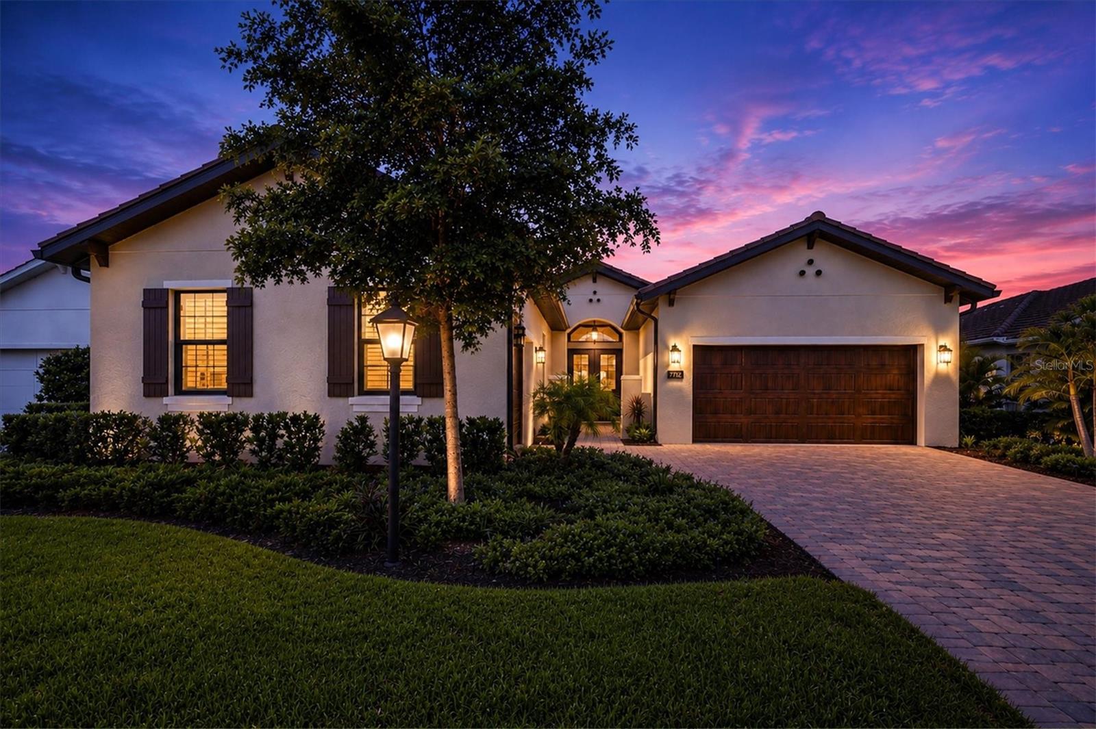 7712 SANDHILL LAKE DR — photo 3