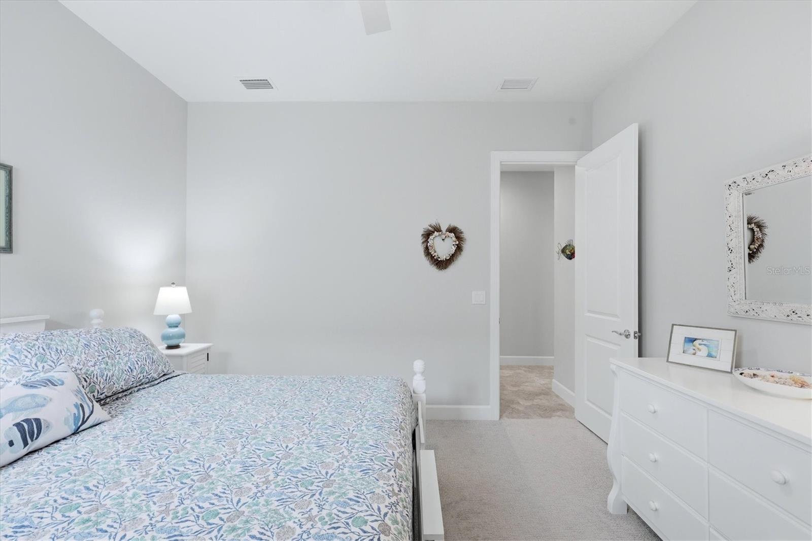 7712 SANDHILL LAKE DR — photo 37