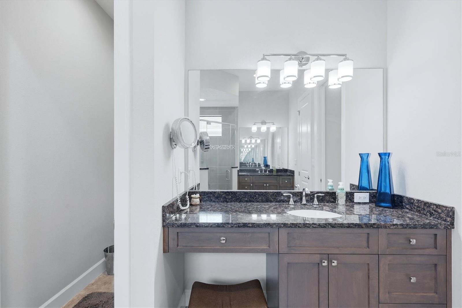 7712 SANDHILL LAKE DR — photo 32