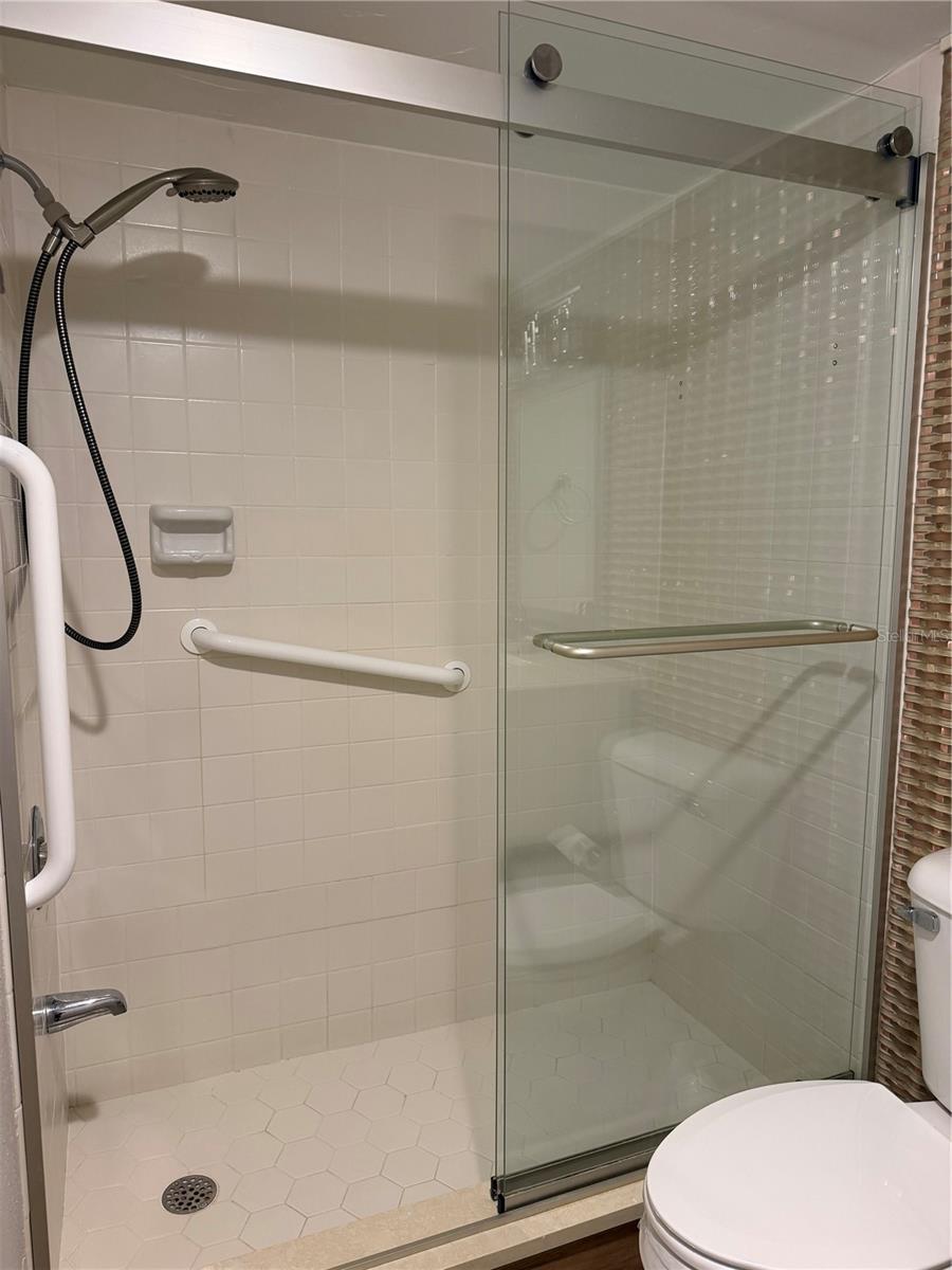 1400 1ST AVE W #806 — photo 32