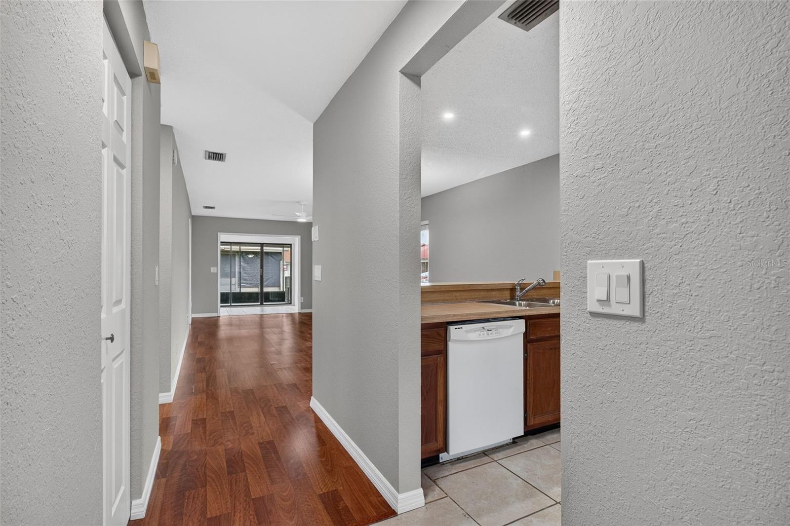 7360 ULMERTON RD #10D — photo 5
