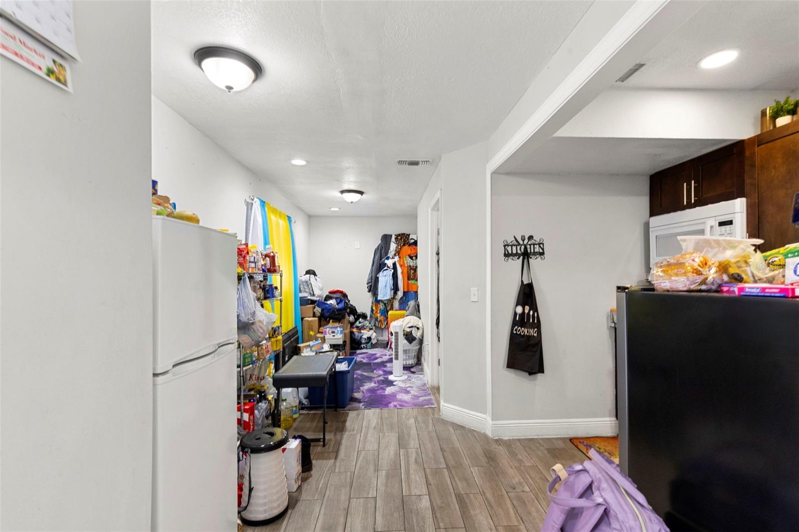 6920 N CAMERON AVE — photo 40