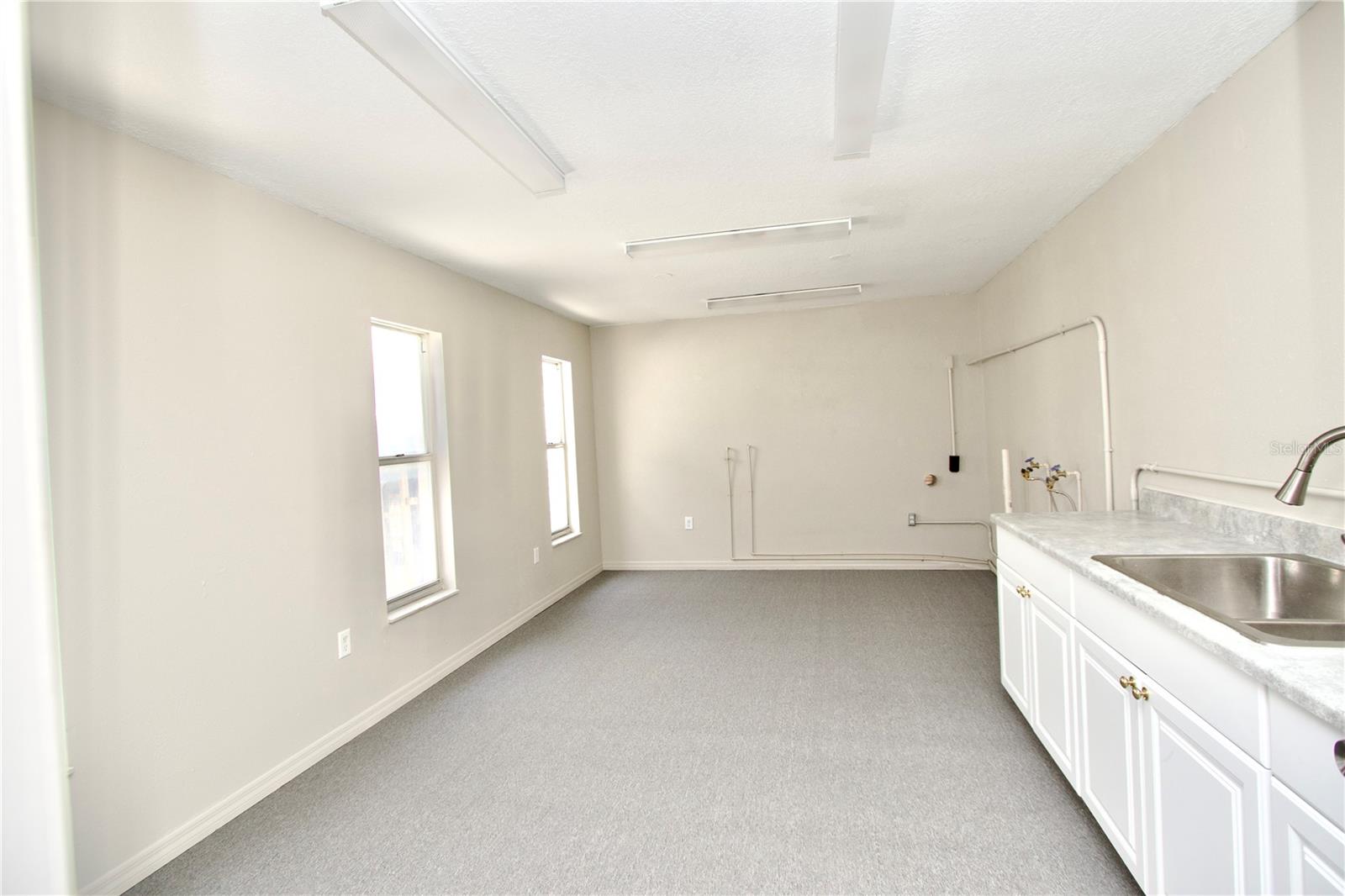 9213 DENTON AVE — photo 12